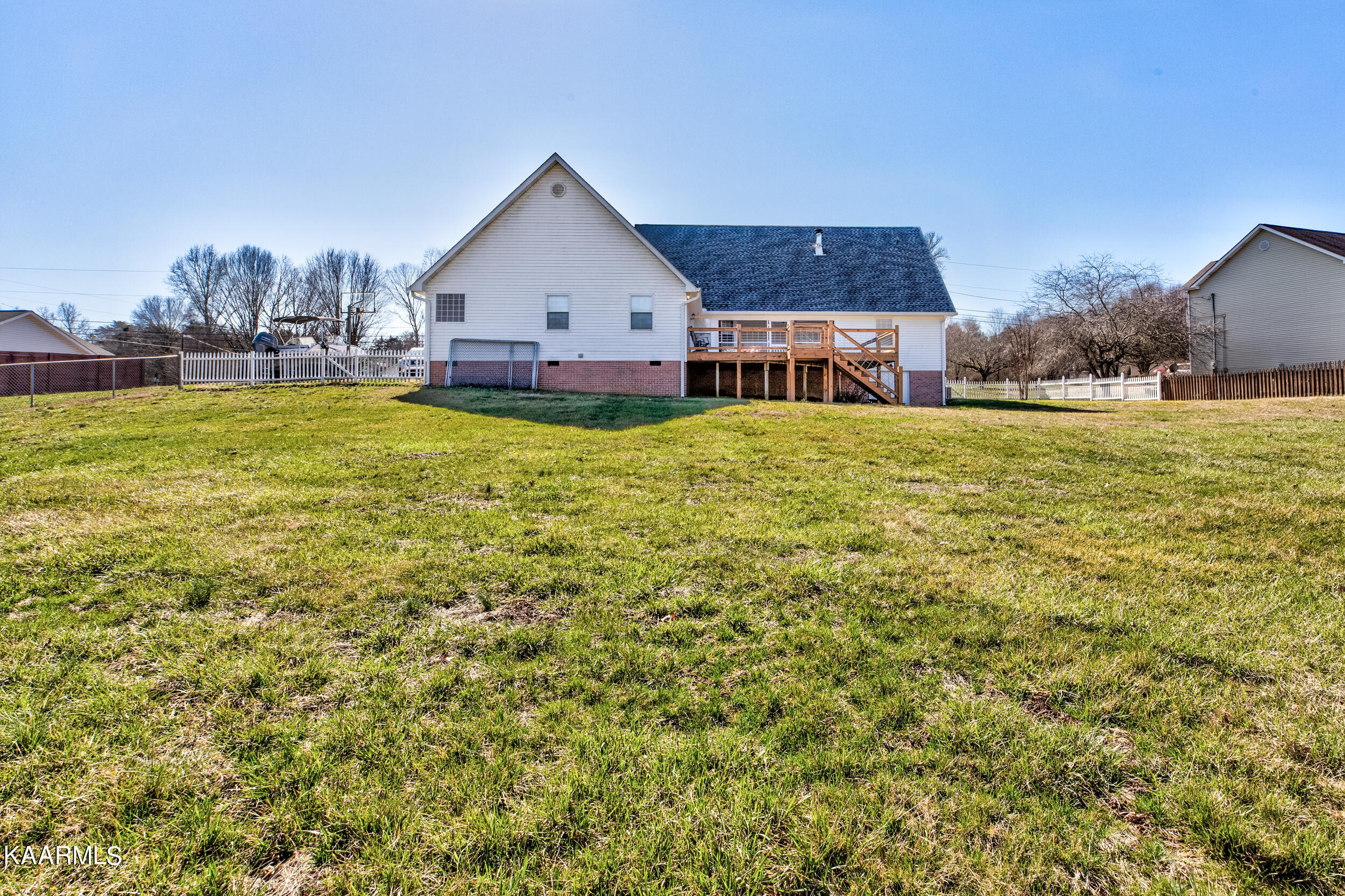 8004 Campbells Point Rd