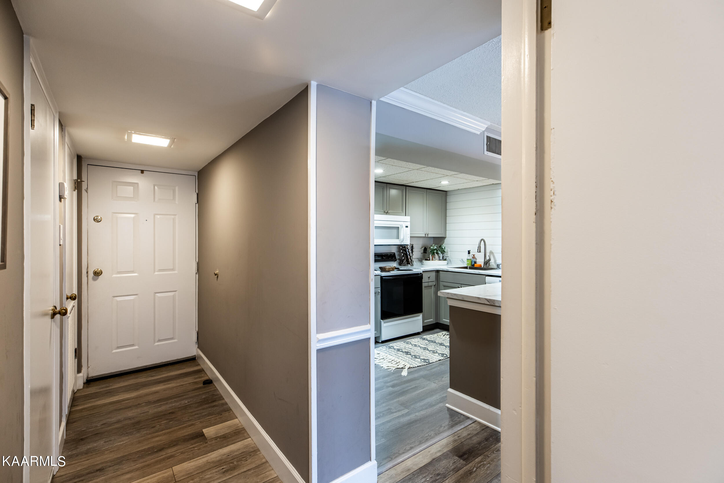 2749 SW Sullins St, 109B