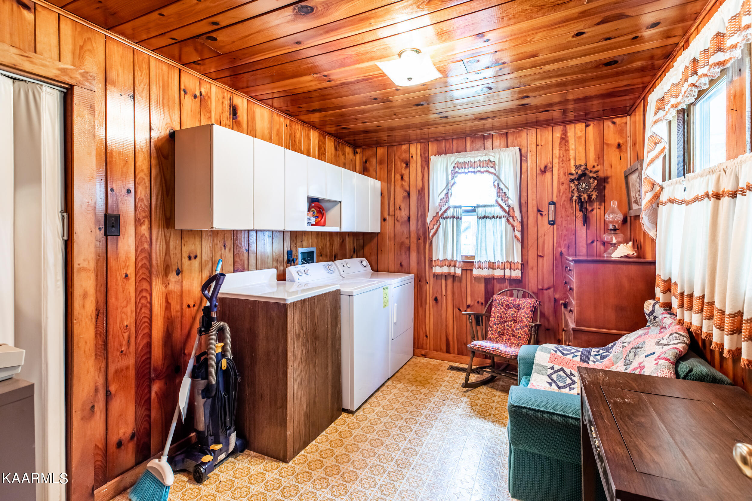 116 Sealanders Lane, LaFollette