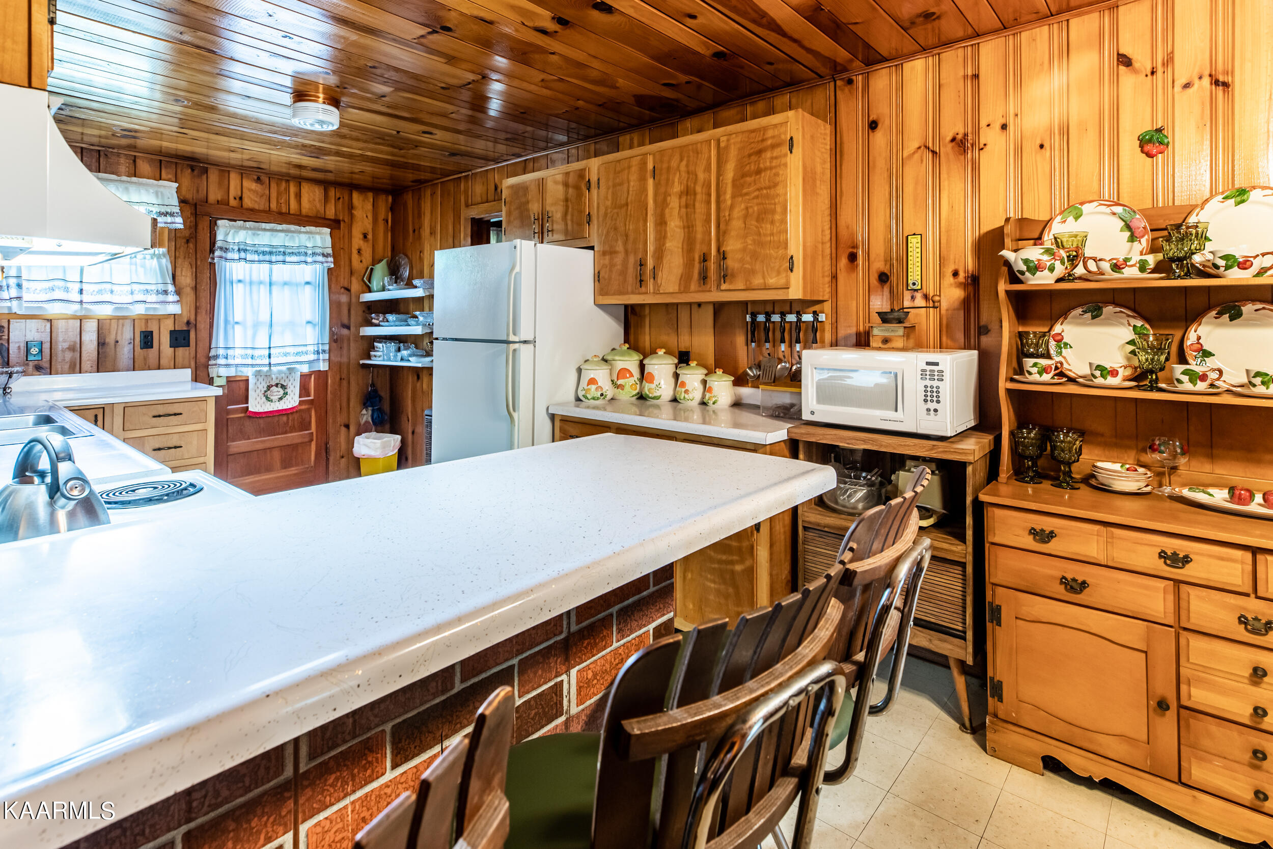 116 Sealanders Lane, LaFollette