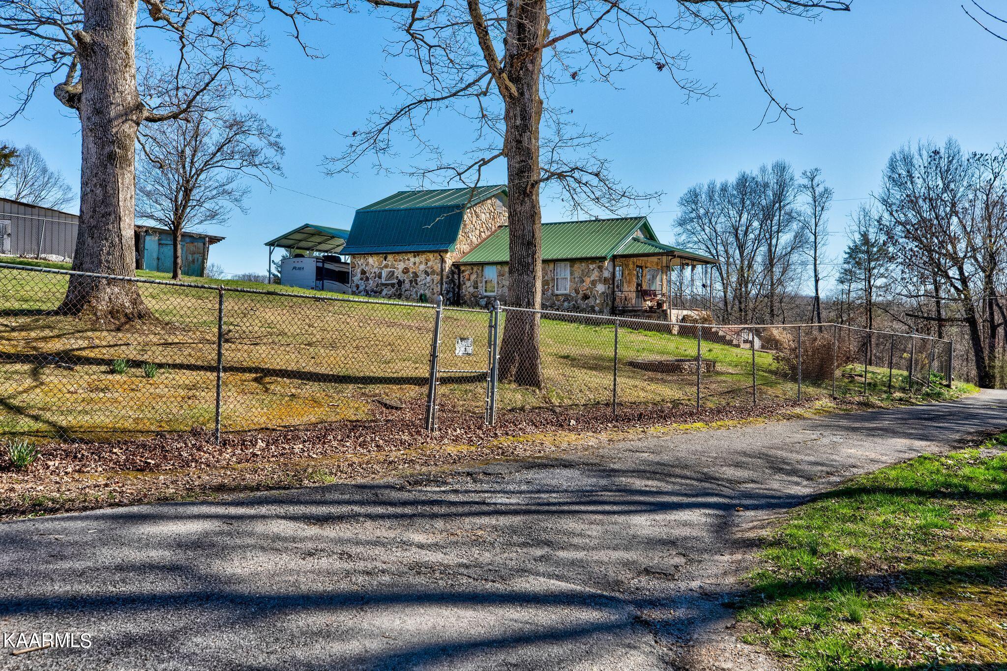 249 Childs Lane, LaFollette