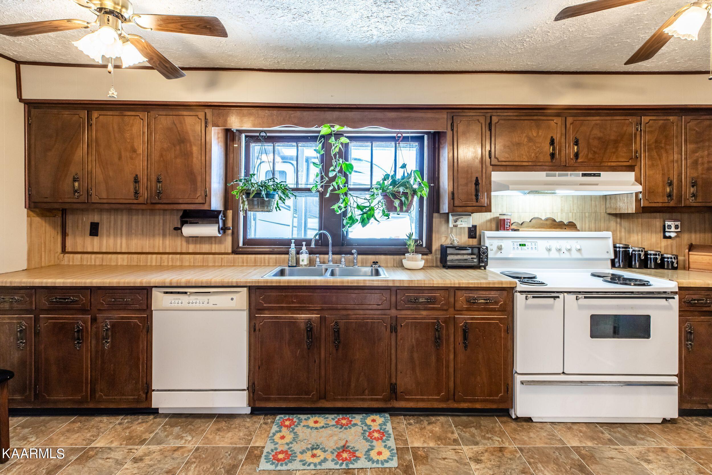 249 Childs Lane, LaFollette