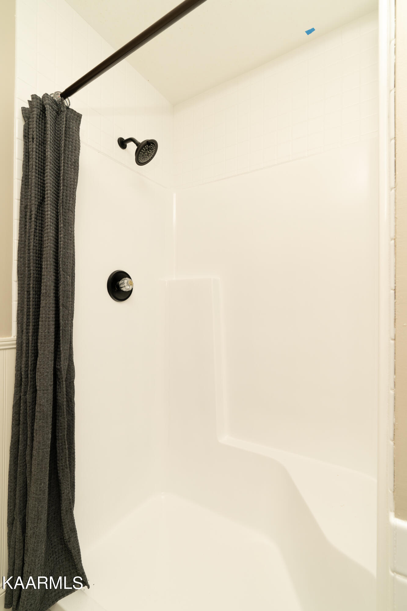 326 Middlesboro Rd, LaFollette