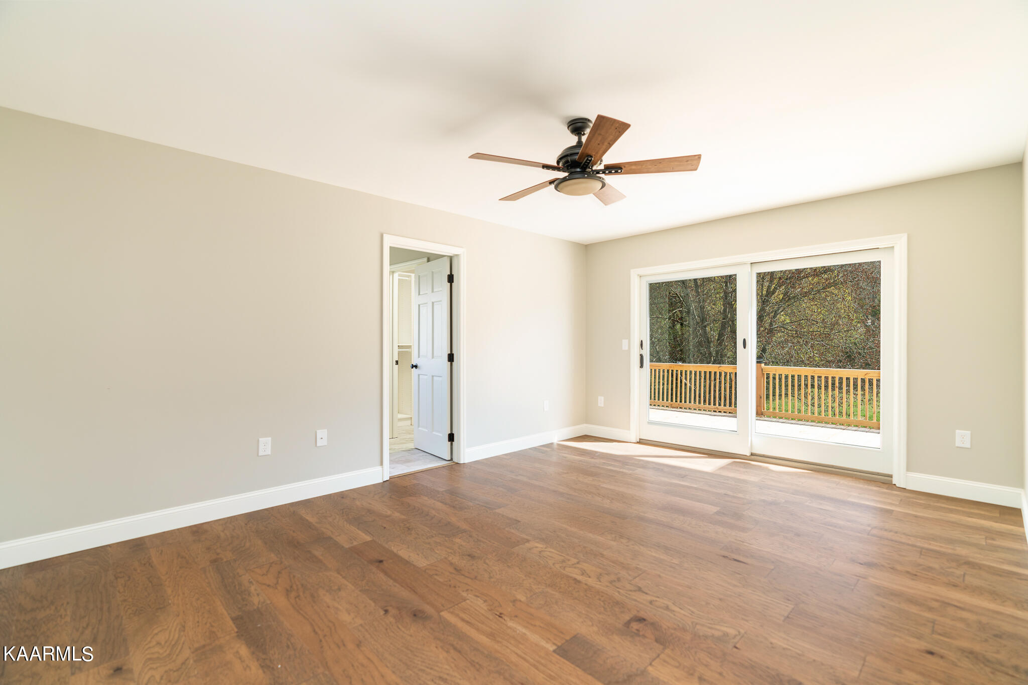 326 Middlesboro Rd, LaFollette