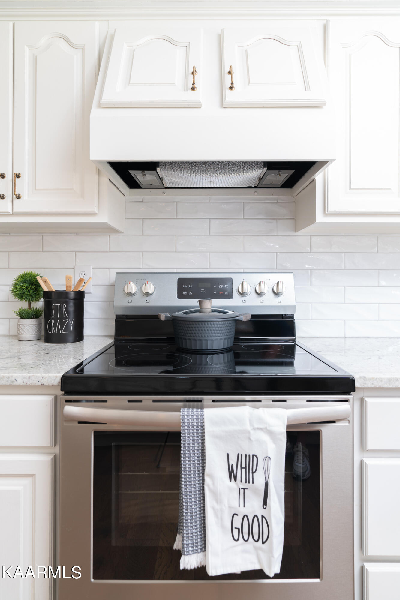 326 Middlesboro Rd, LaFollette