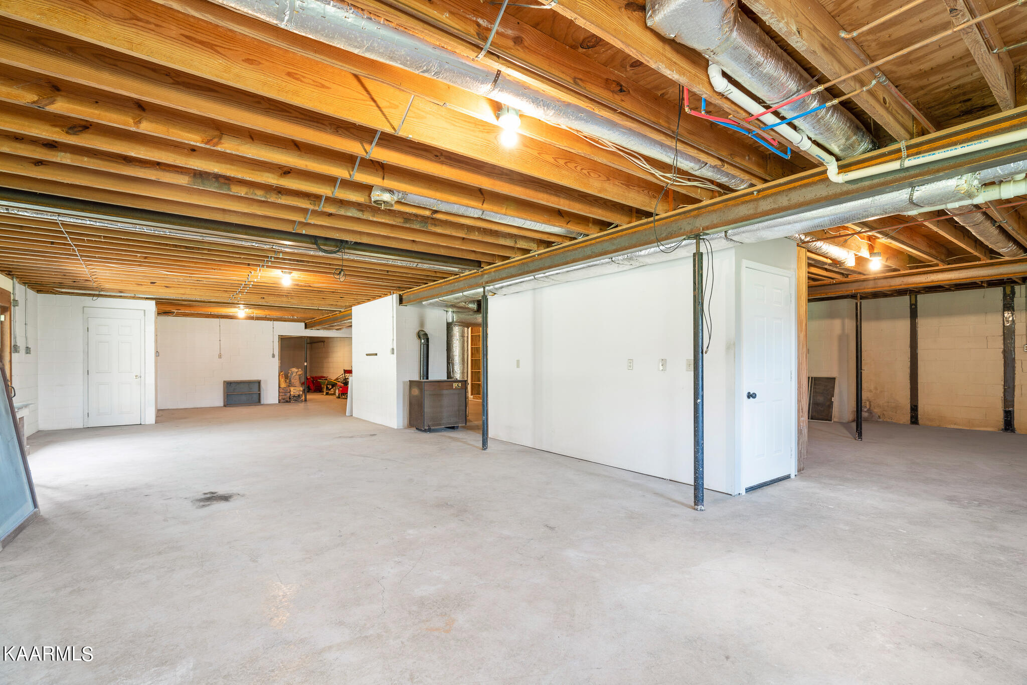 326 Middlesboro Rd, LaFollette