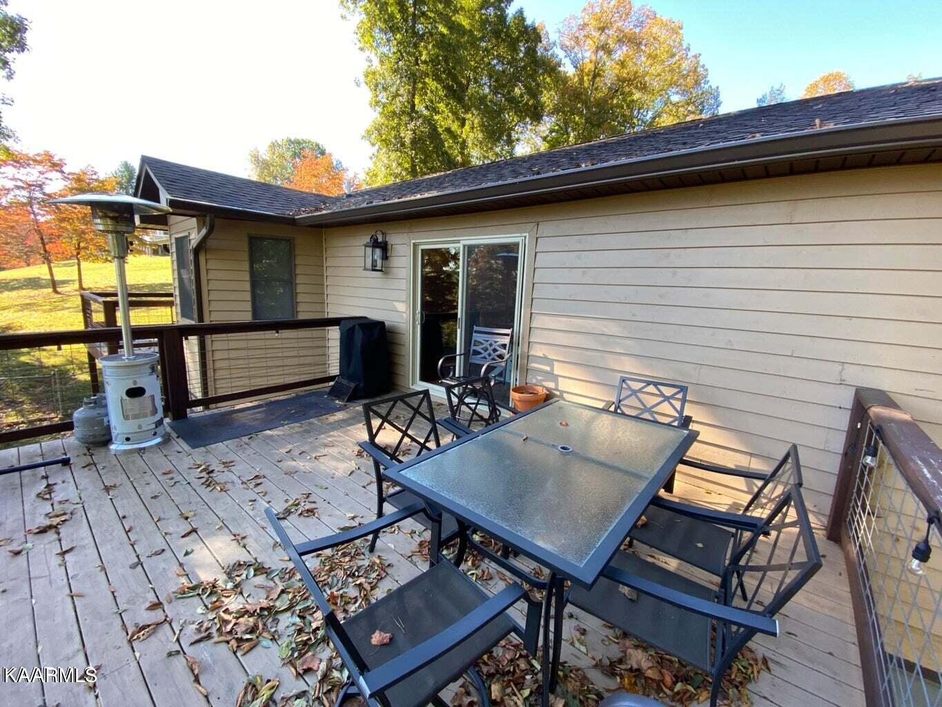 1081 Deerfield Way, LaFollette