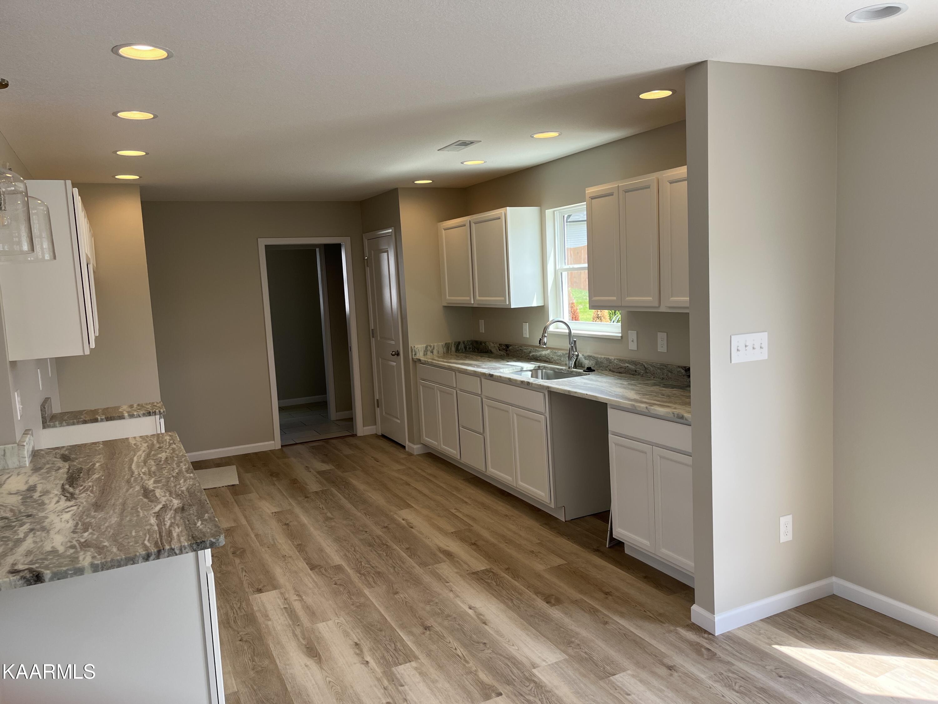 7704 Mossy Landing Lane