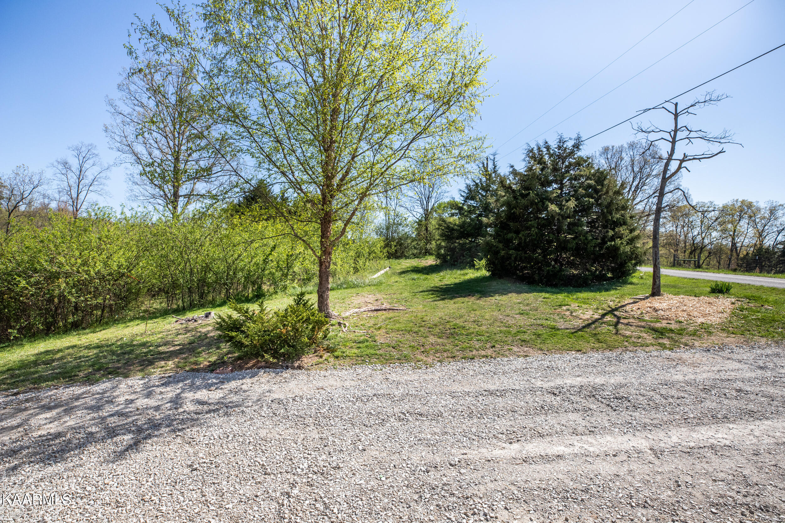 768 Coolidge Rd, LaFollette