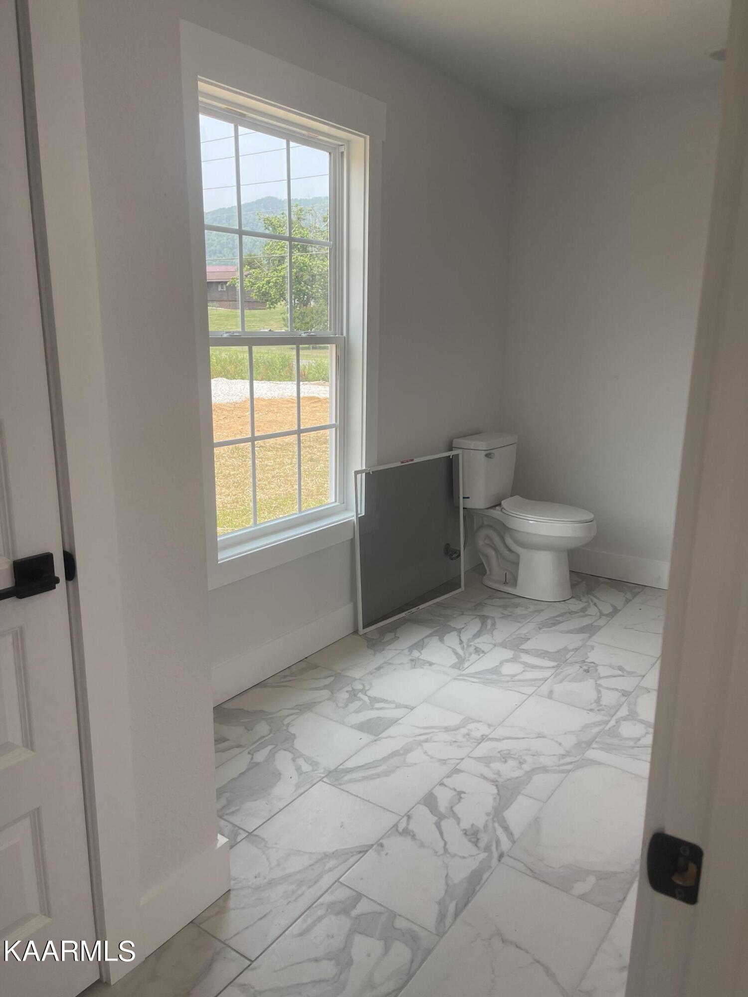 258 Old Middlesboro Hwy, LaFollette