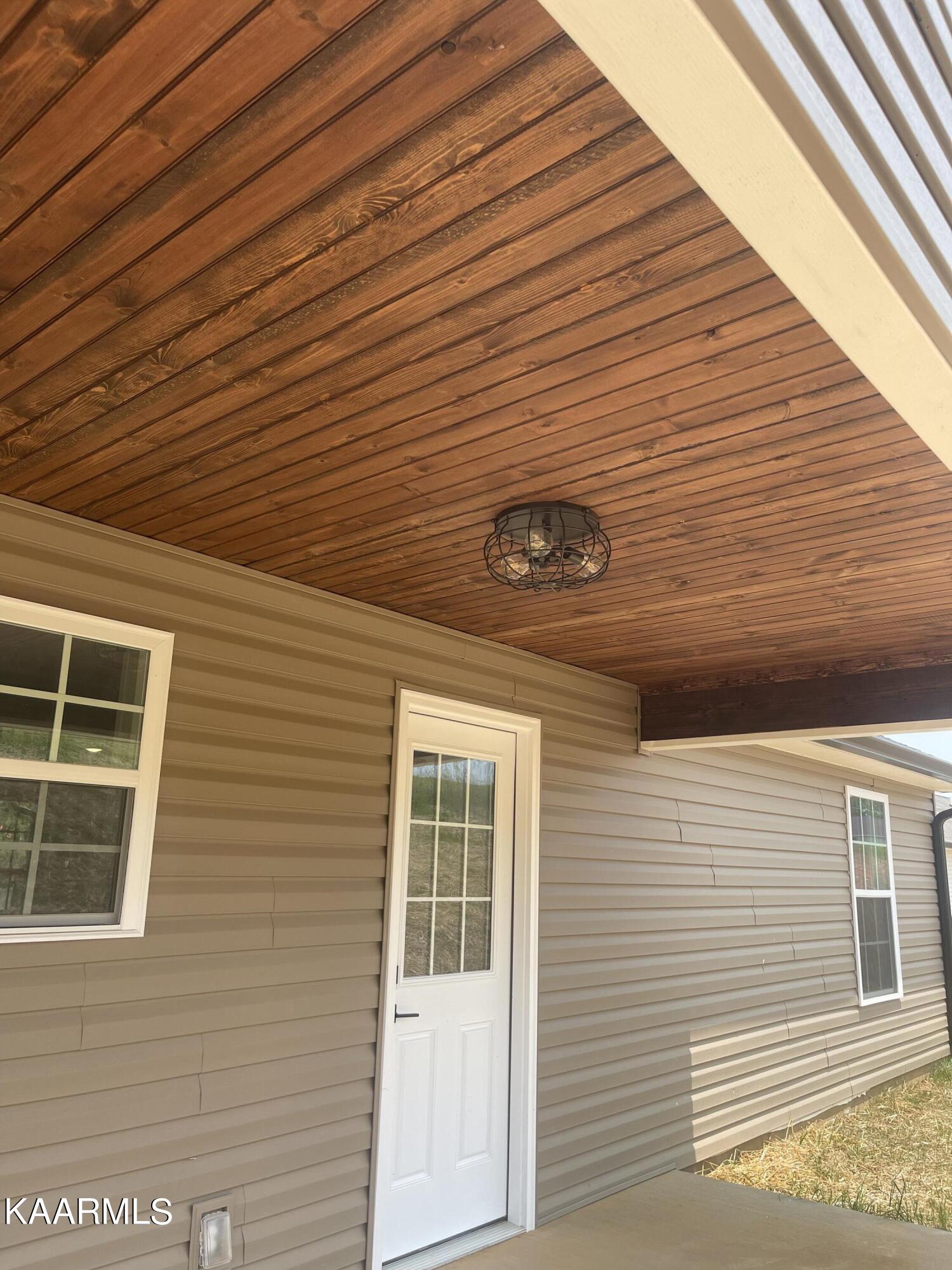 258 Old Middlesboro Hwy, LaFollette