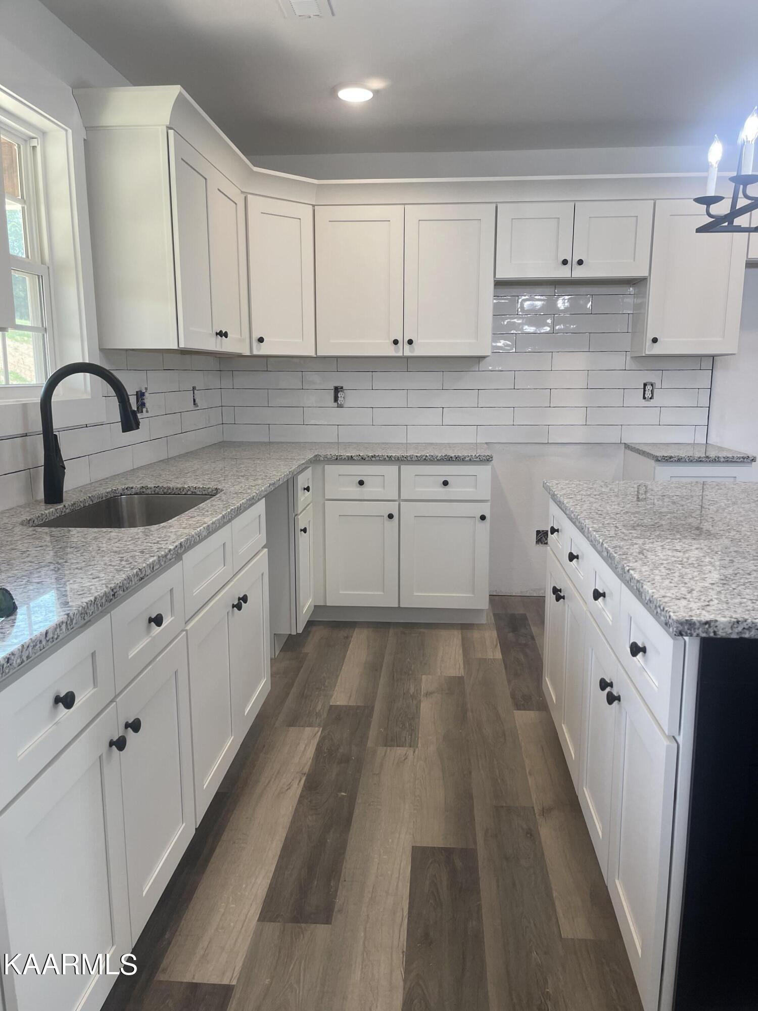 258 Old Middlesboro Hwy, LaFollette