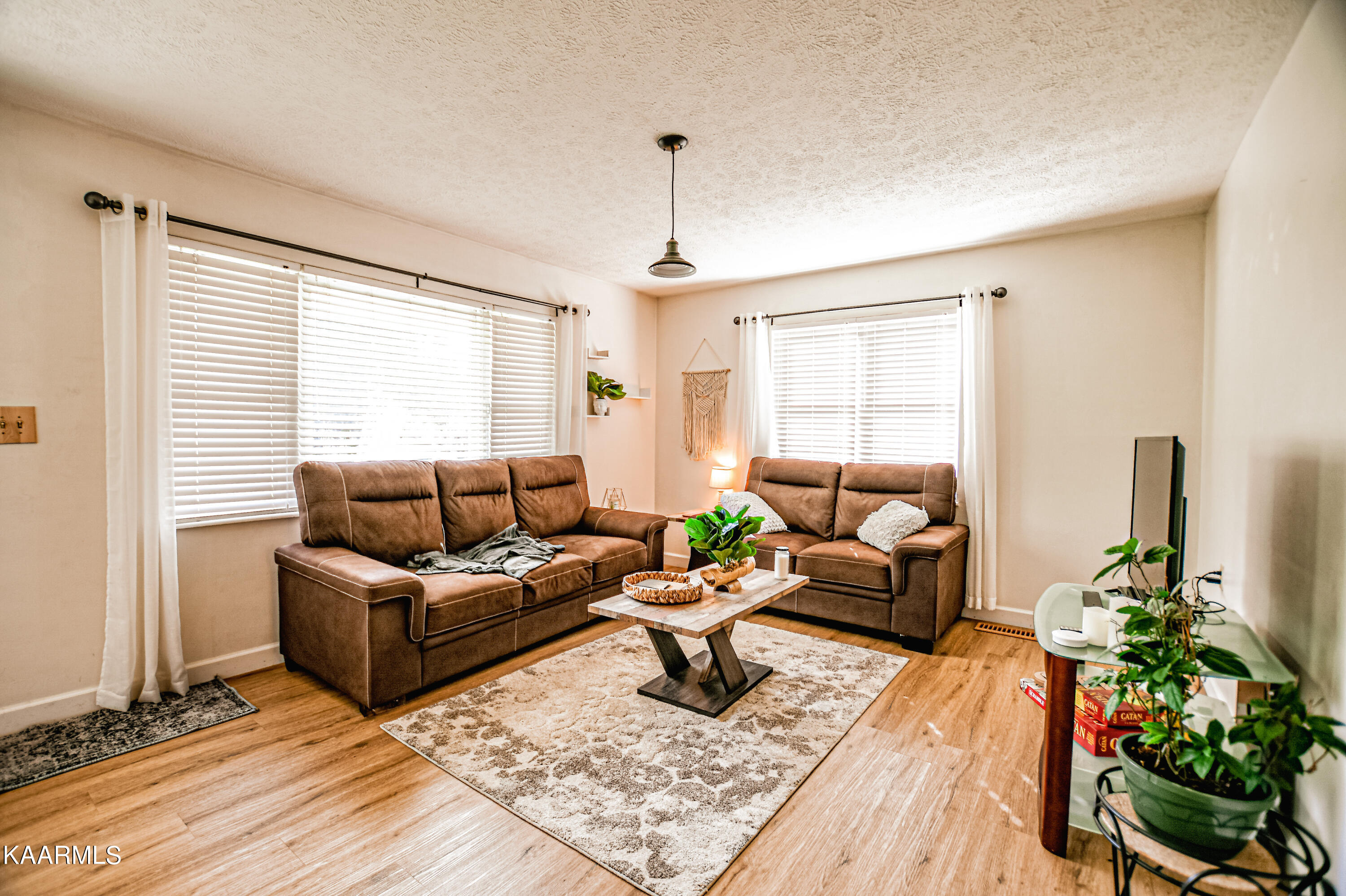 808 S 17th St, LaFollette