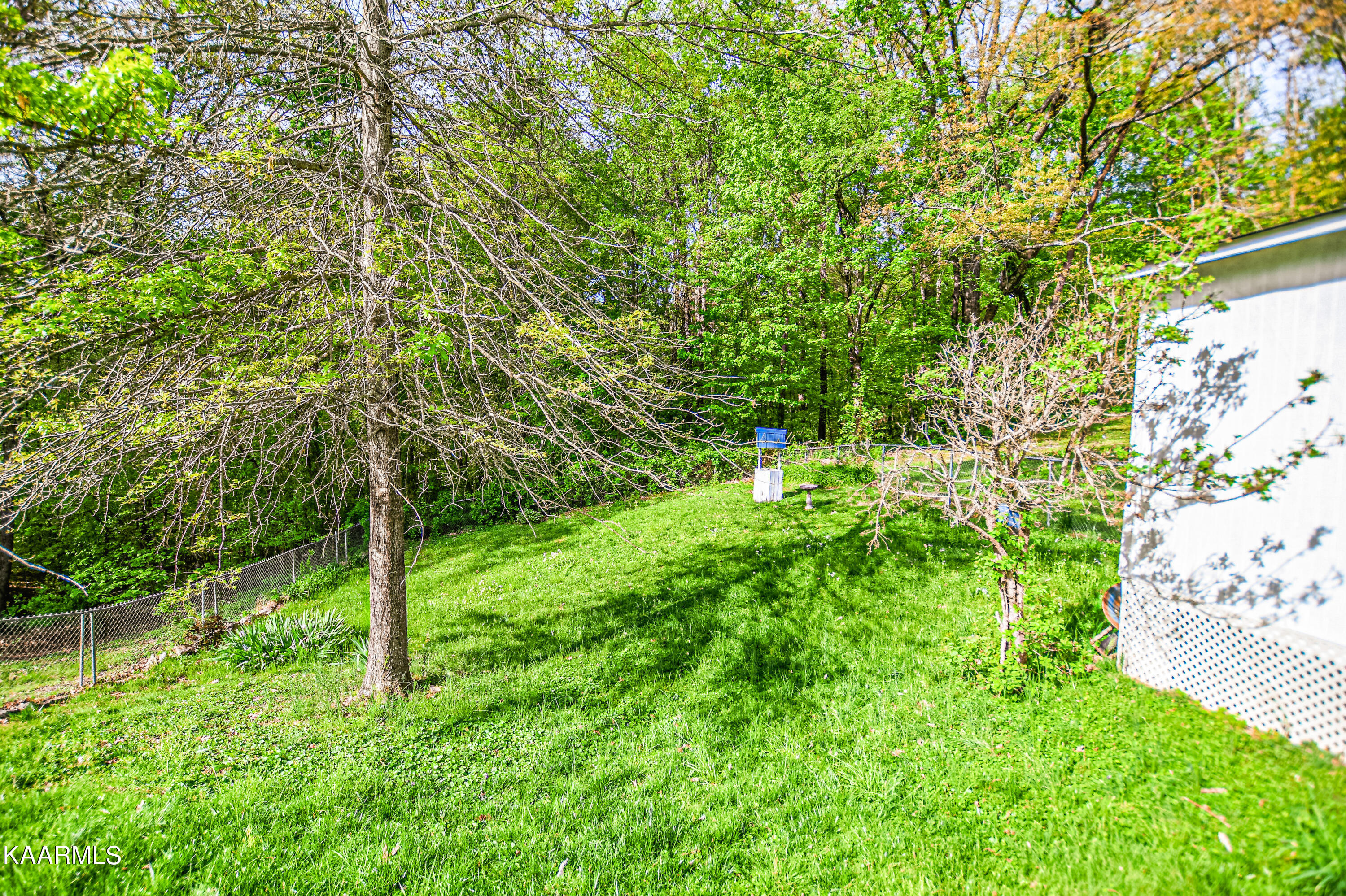 808 S 17th St, LaFollette