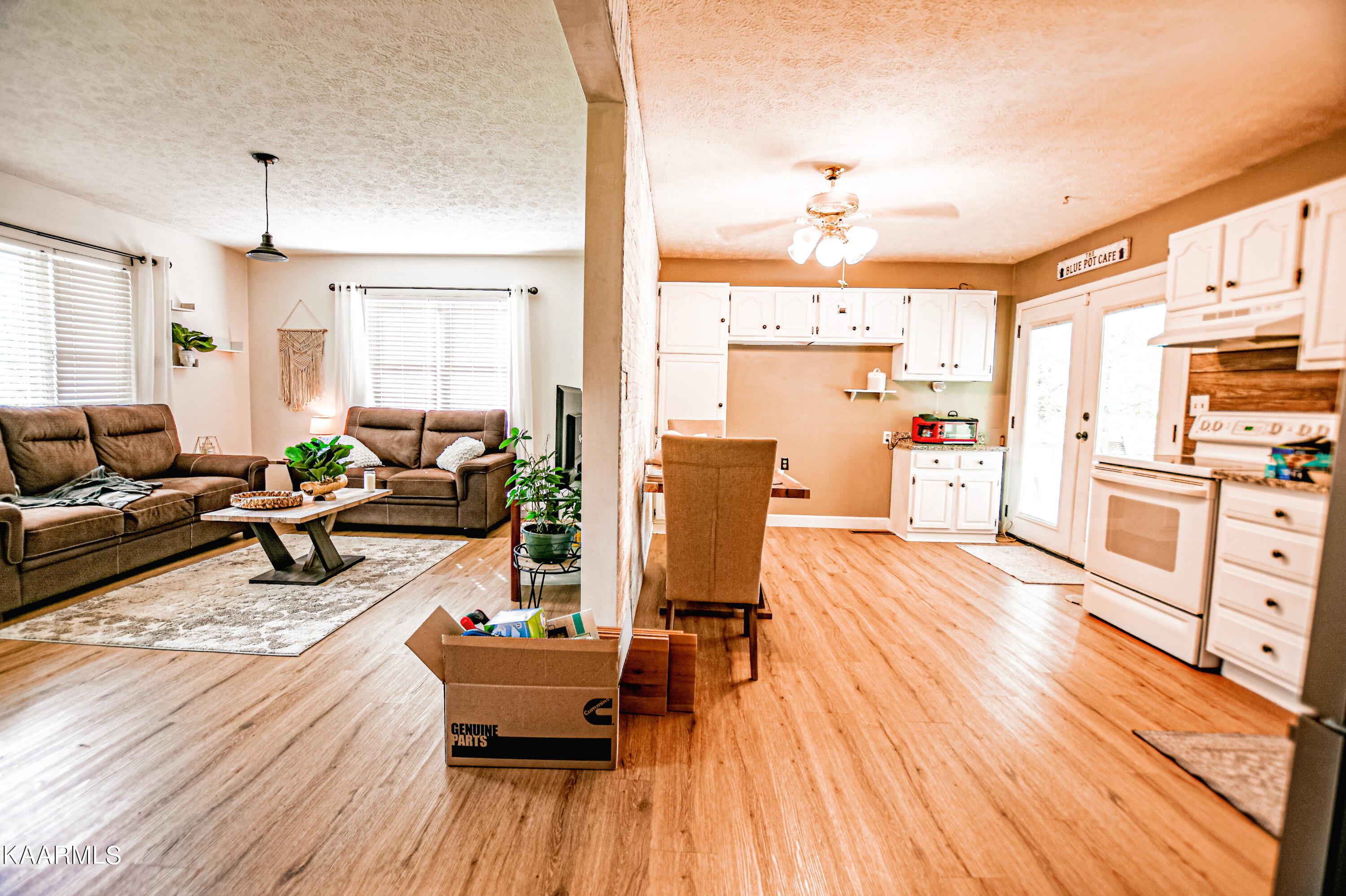 808 S 17th St, LaFollette