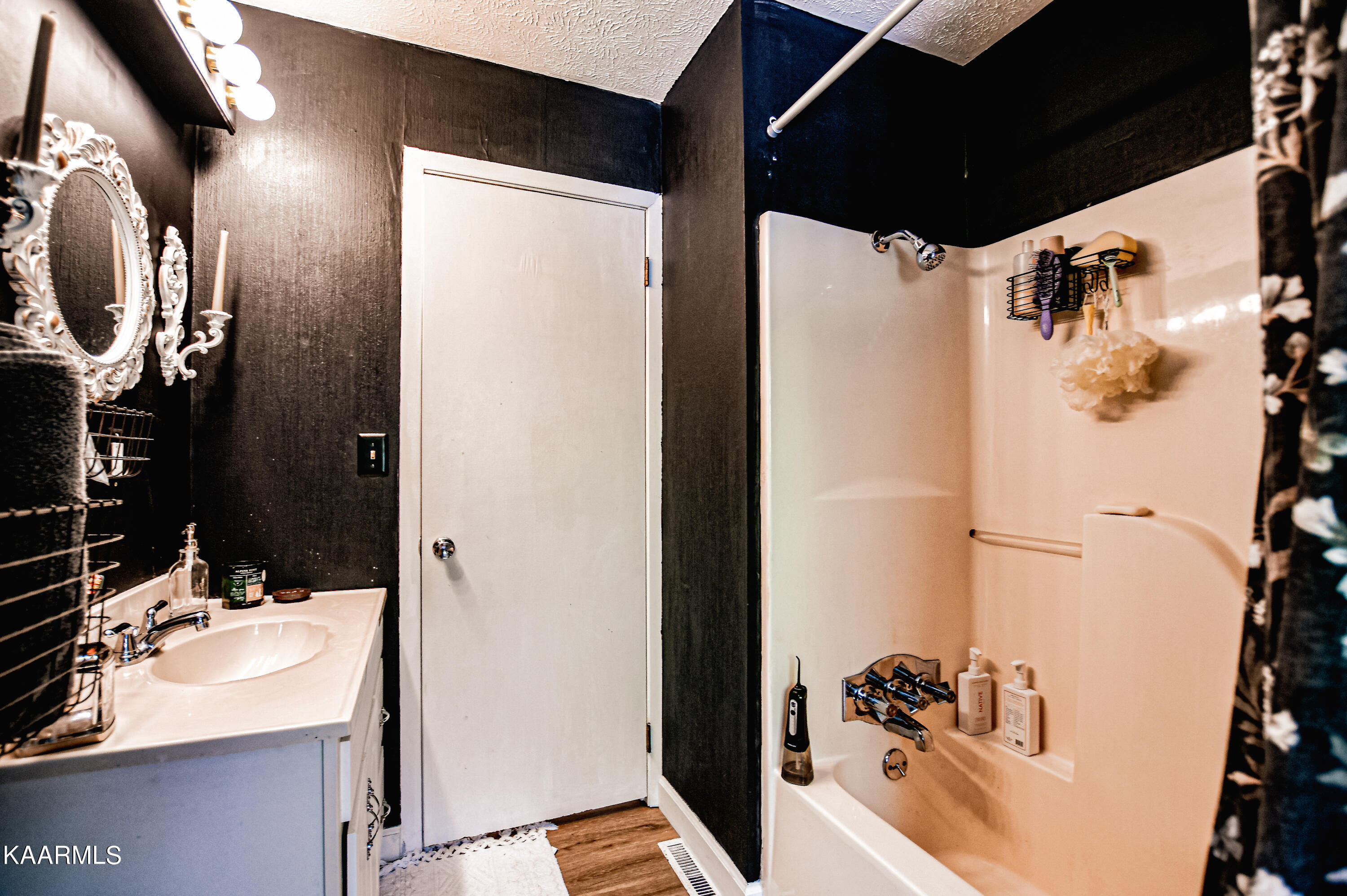 808 S 17th St, LaFollette