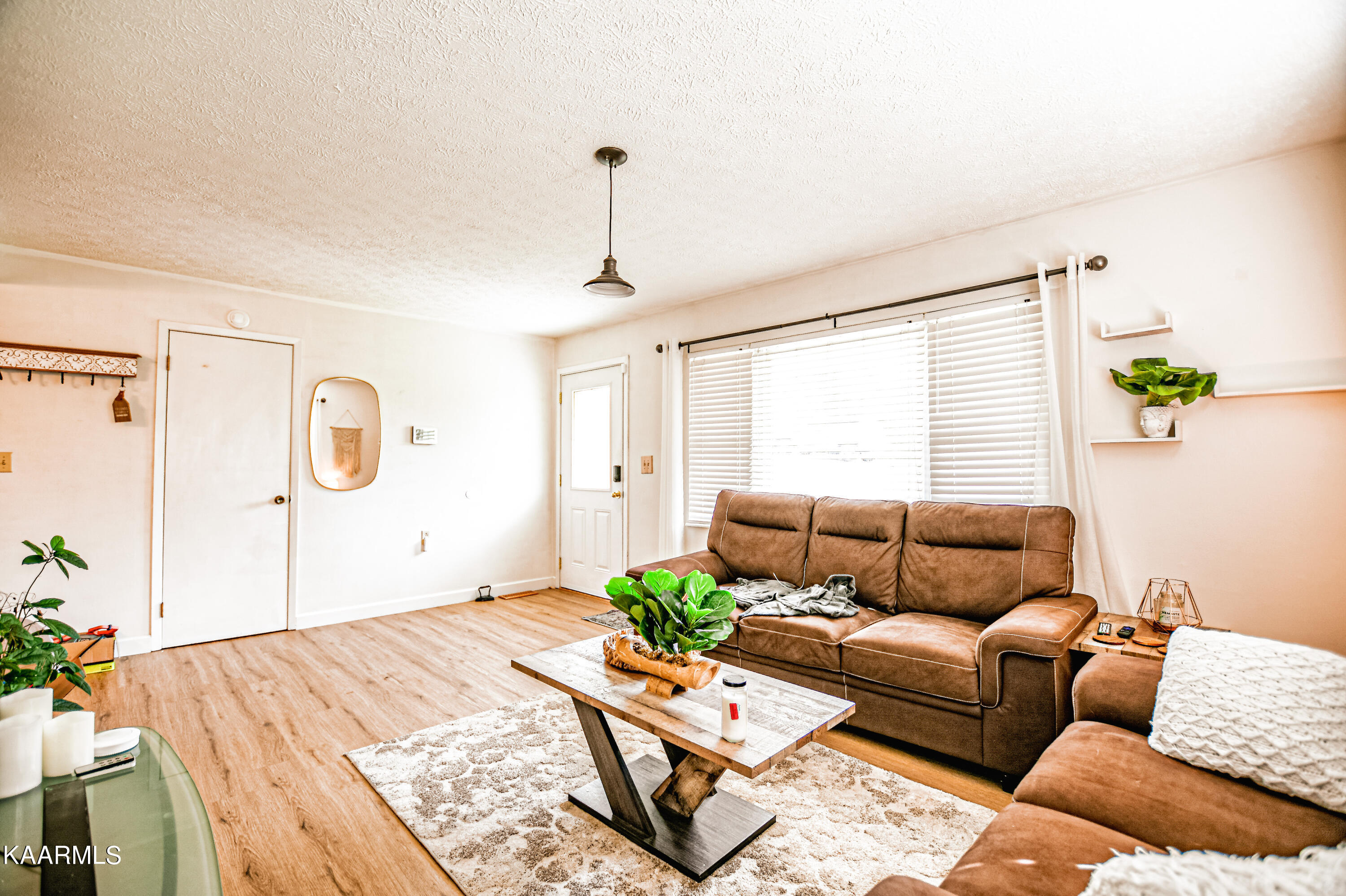 808 S 17th St, LaFollette