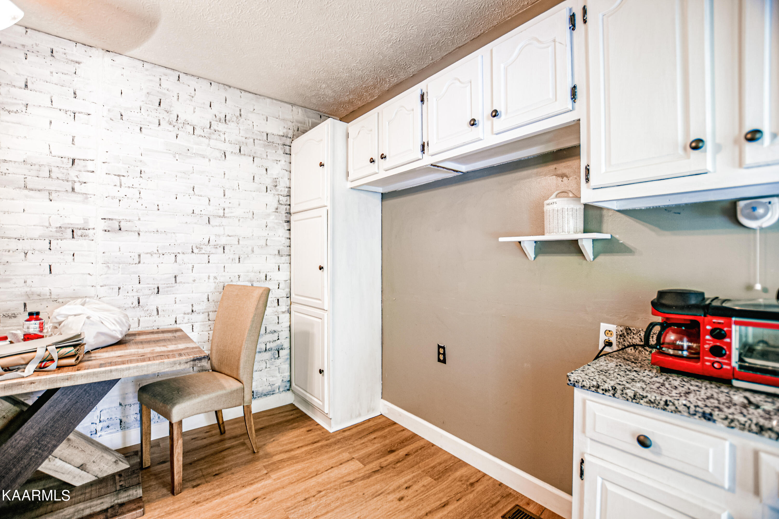 808 S 17th St, LaFollette