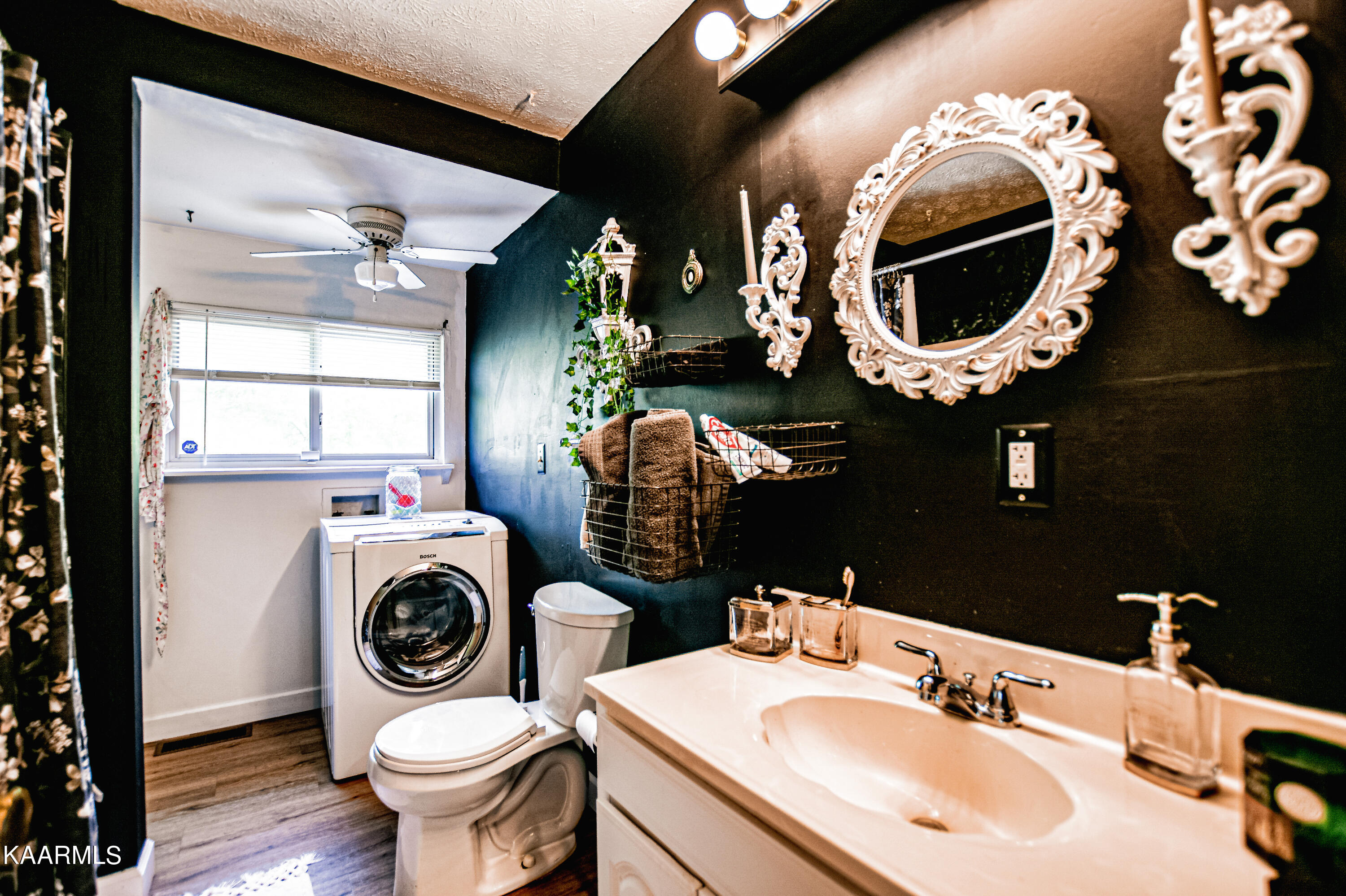 808 S 17th St, LaFollette