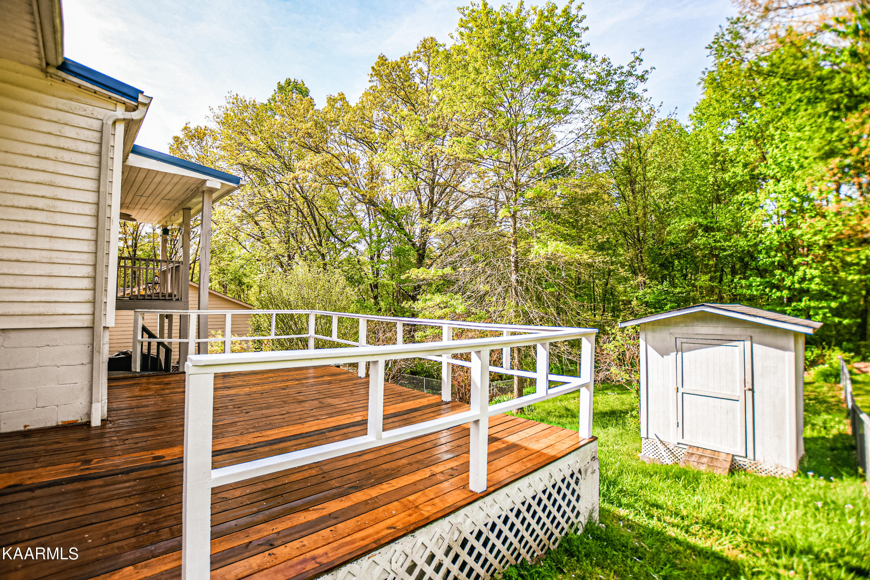 808 S 17th St, LaFollette