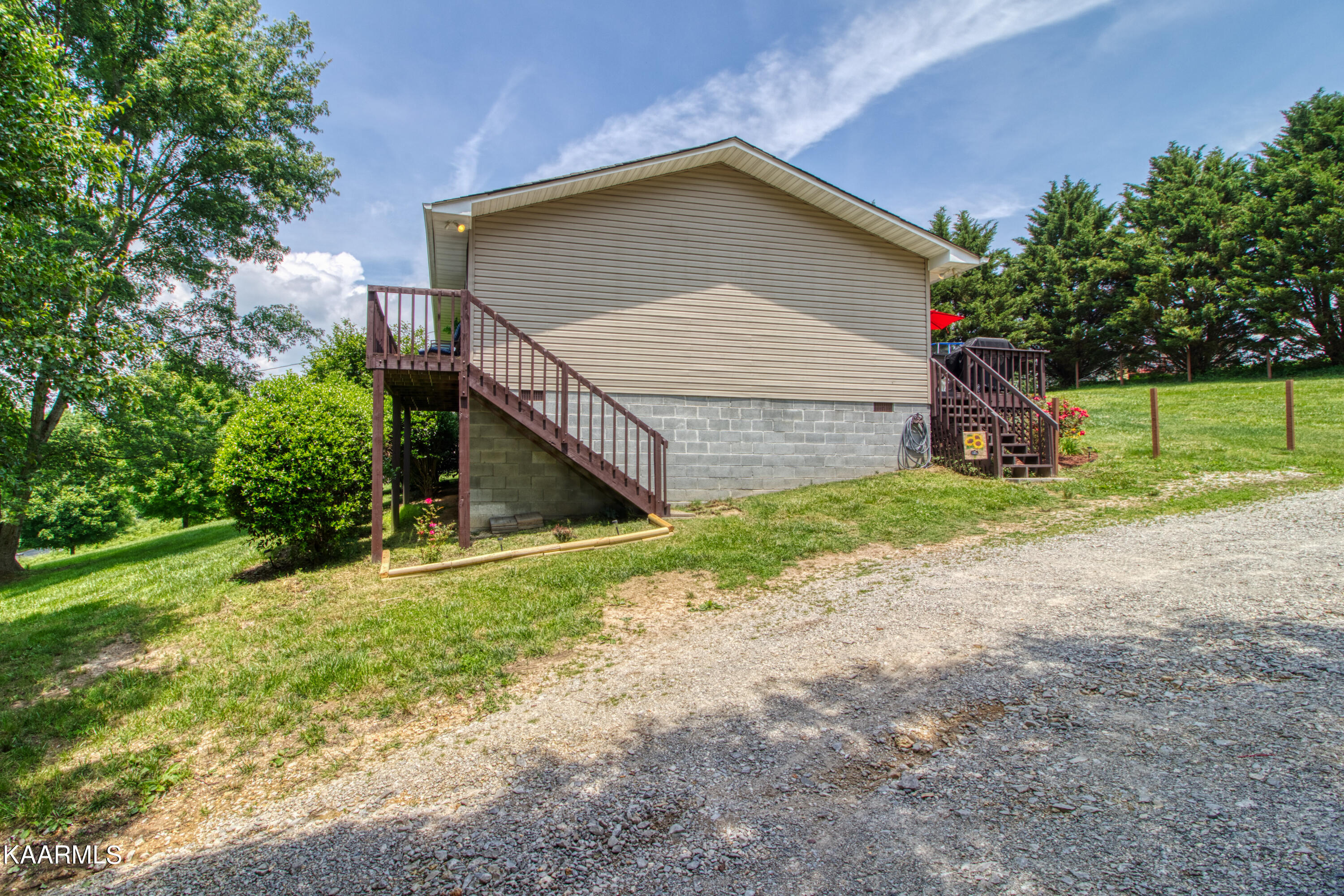 205 Wills Lane, LaFollette
