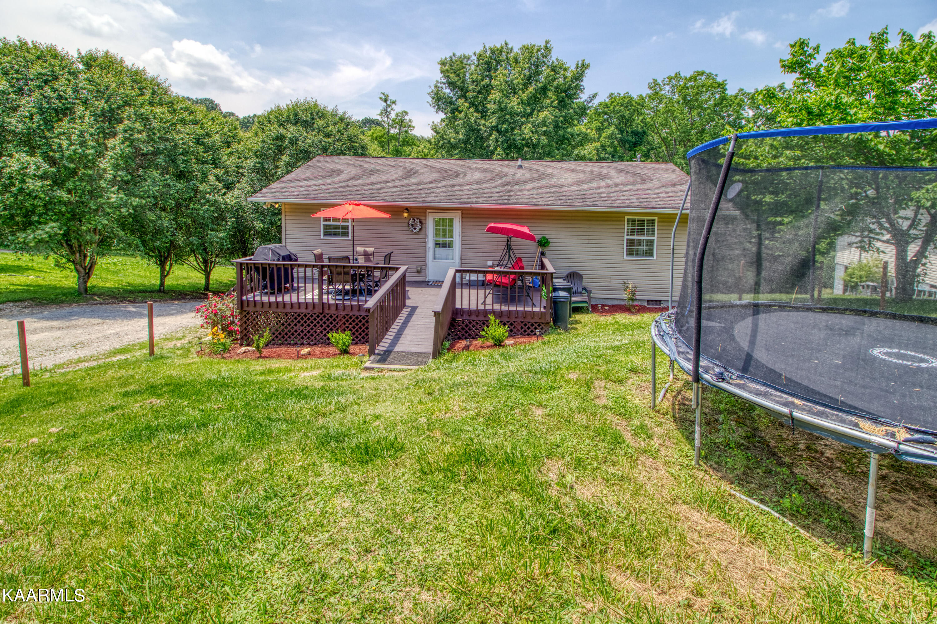 205 Wills Lane, LaFollette