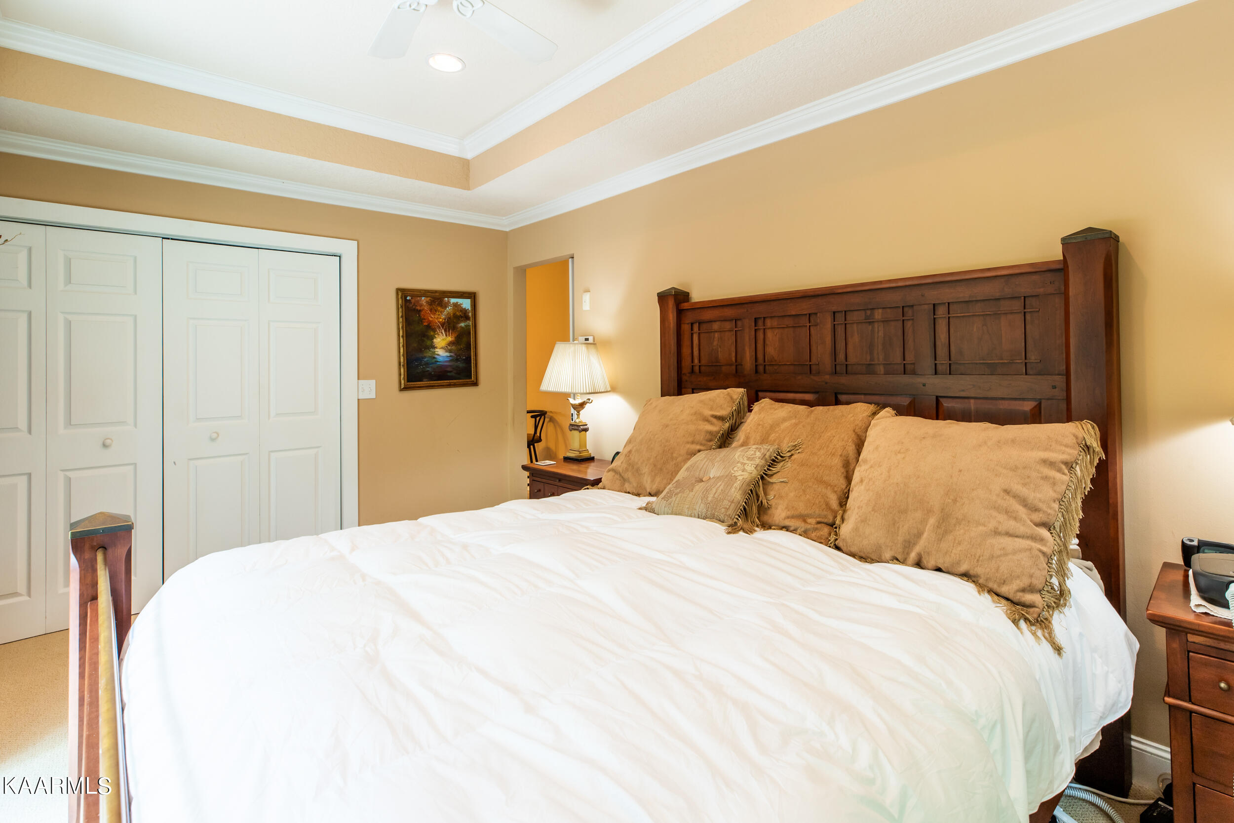 219 King Lane, LaFollette