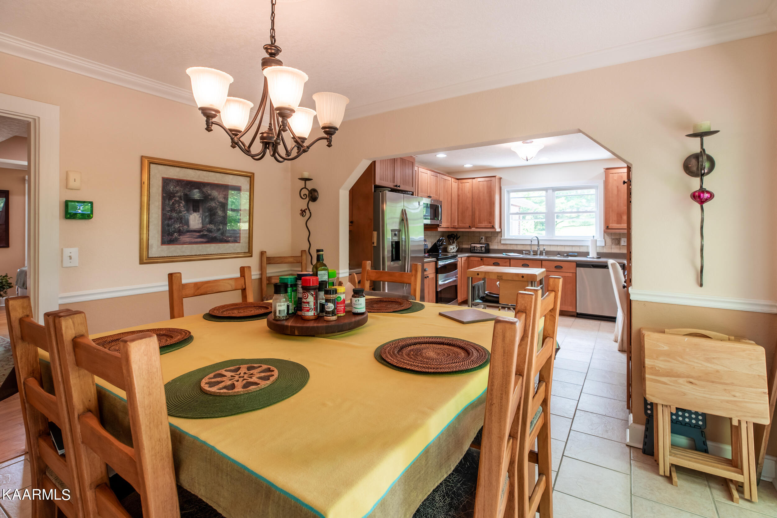 219 King Lane, LaFollette