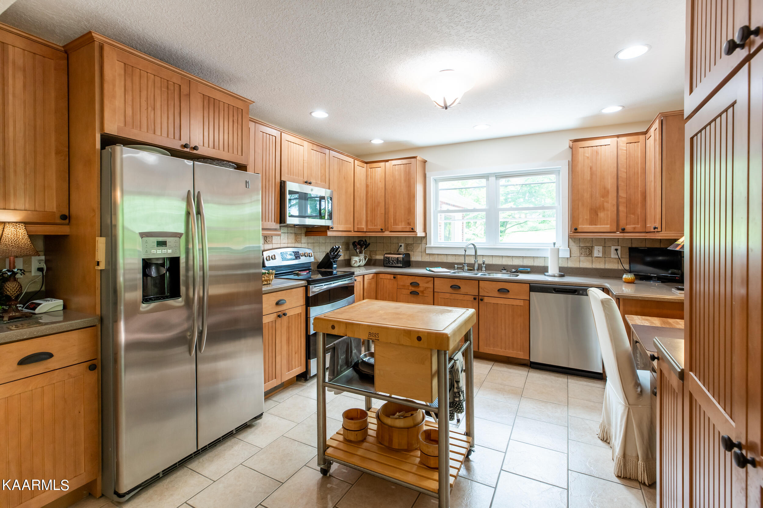 219 King Lane, LaFollette