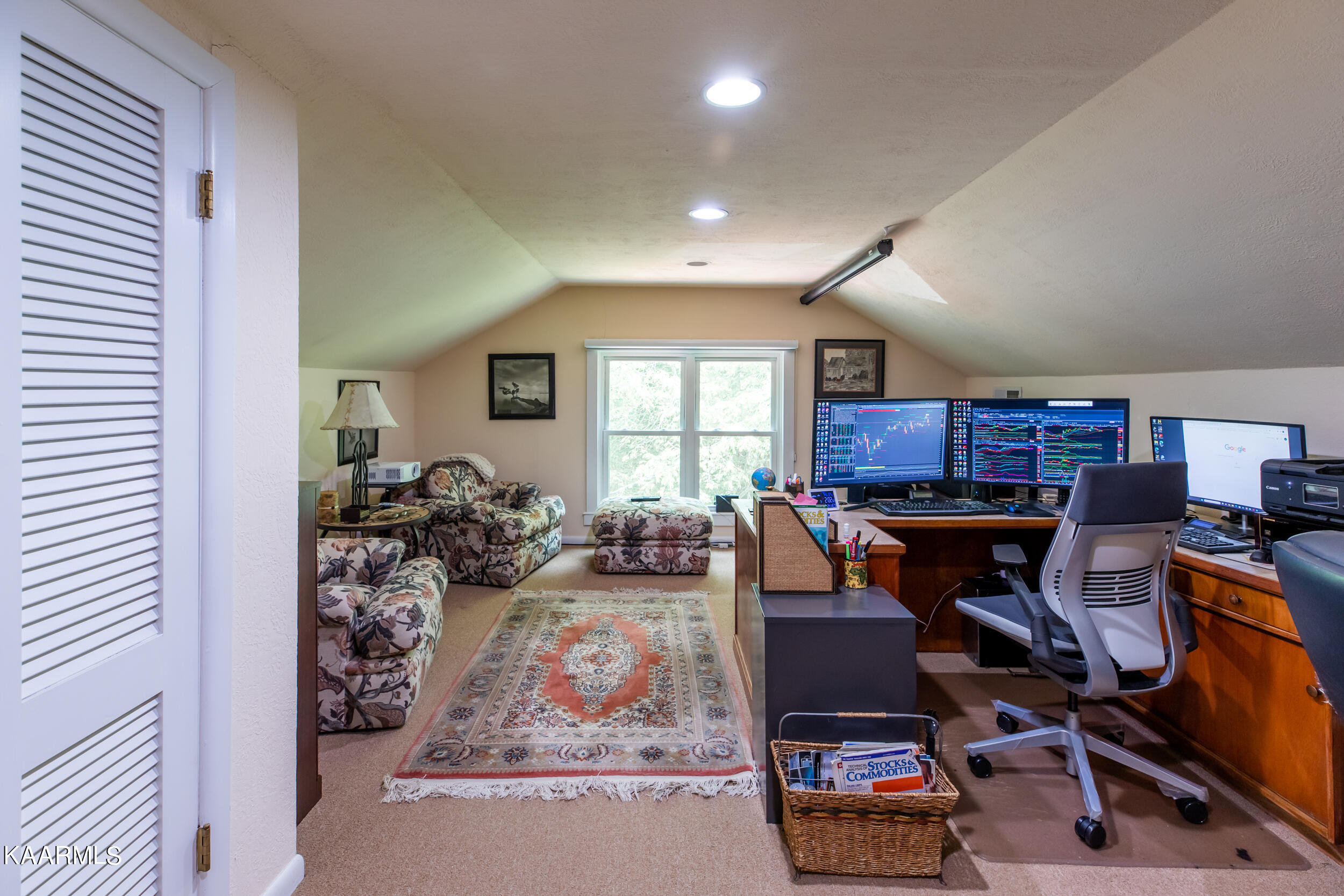 219 King Lane, LaFollette