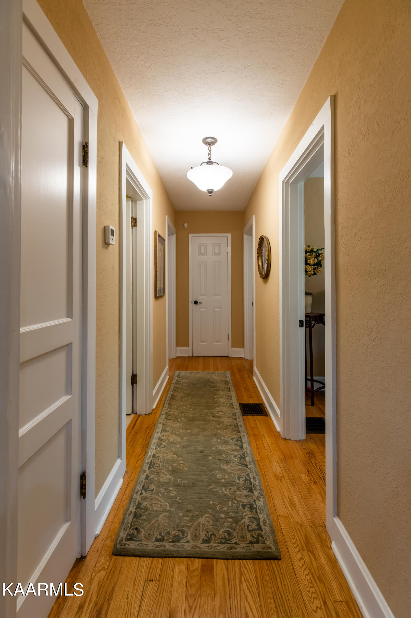 219 King Lane, LaFollette