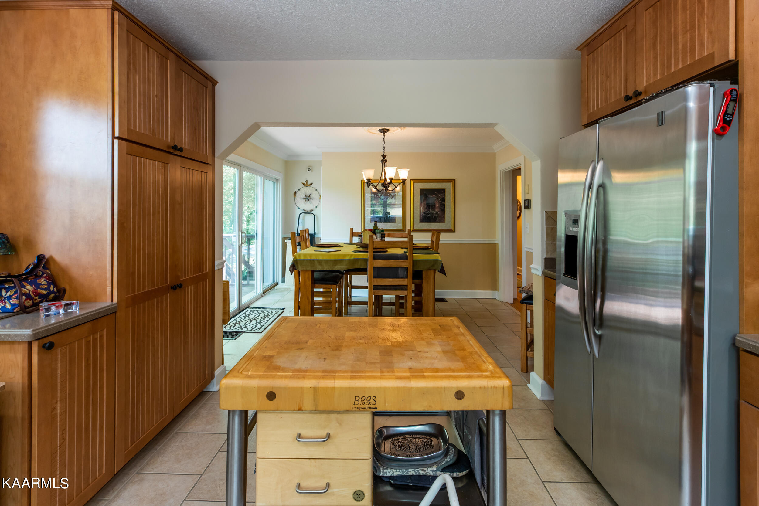 219 King Lane, LaFollette