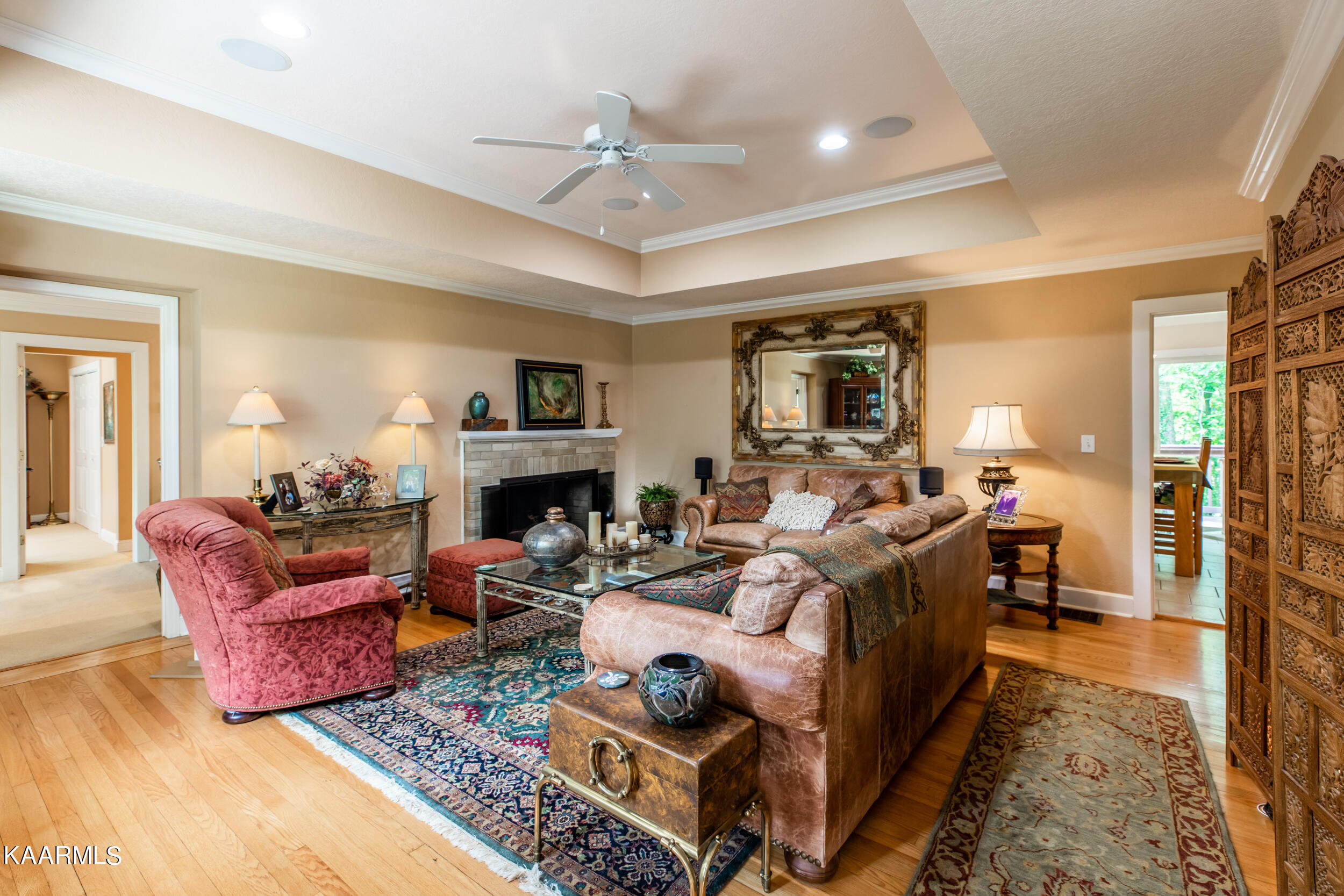 219 King Lane, LaFollette