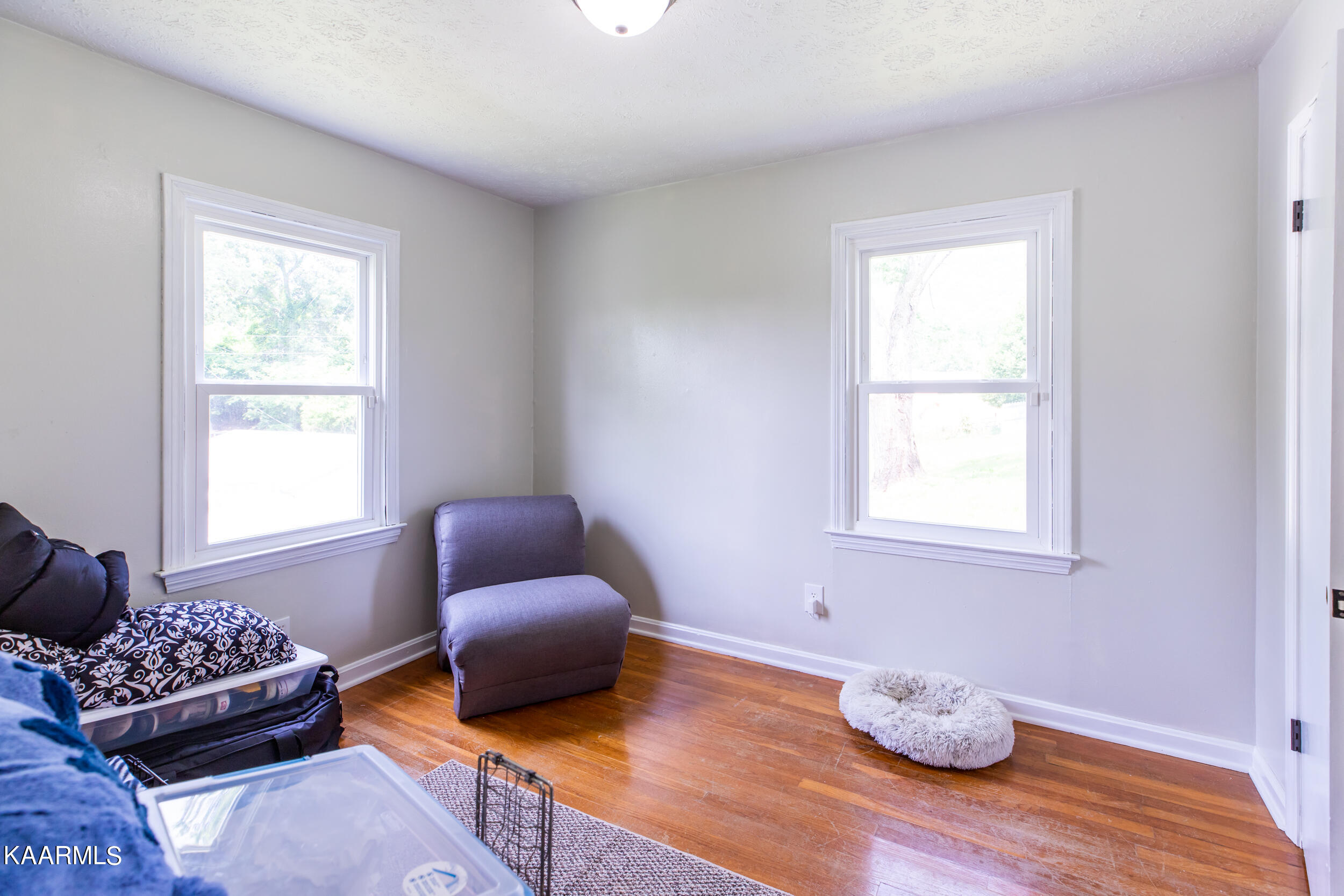 1114 W Walden St, LaFollette