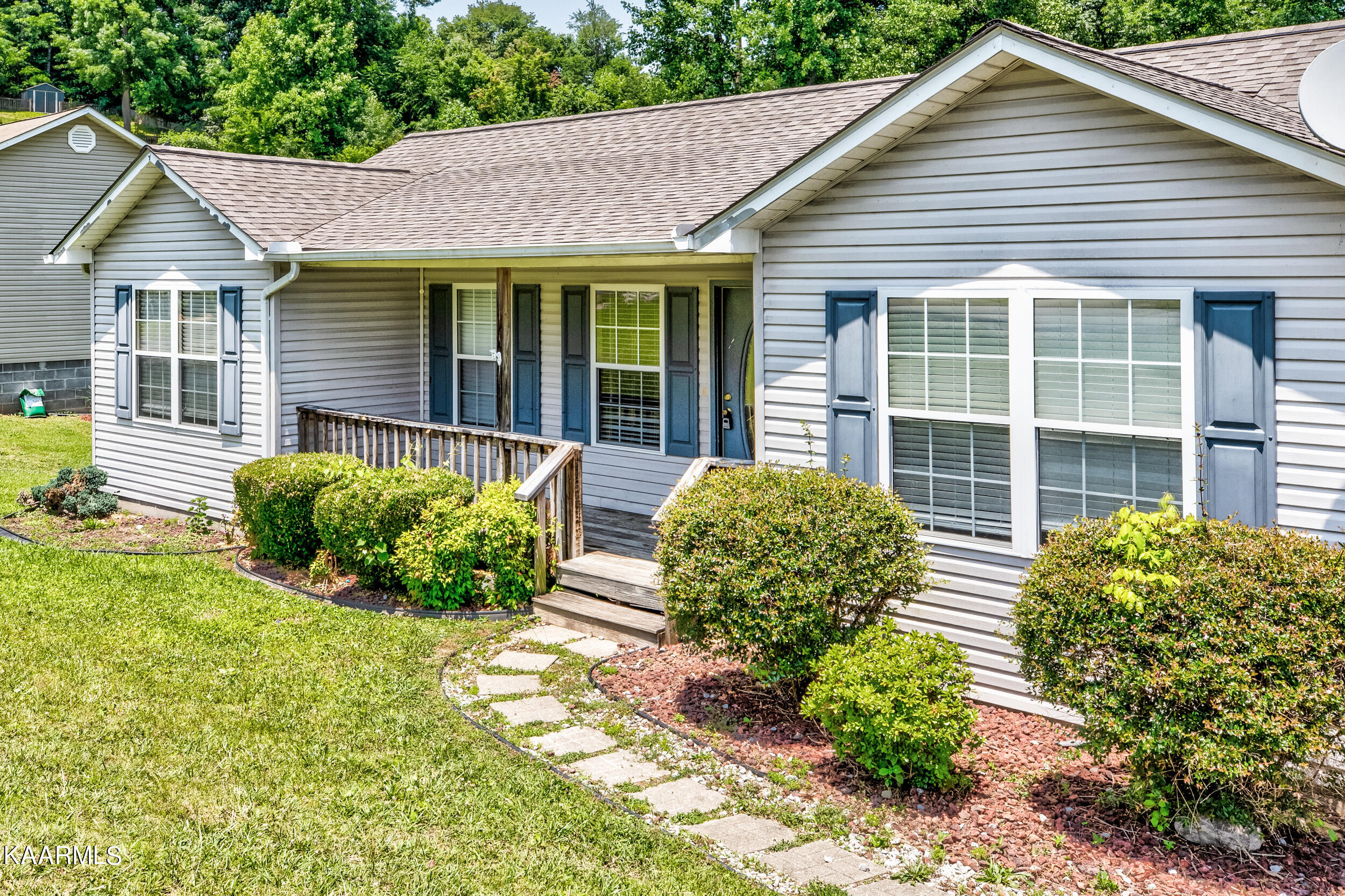 117 Regan Lane, LaFollette