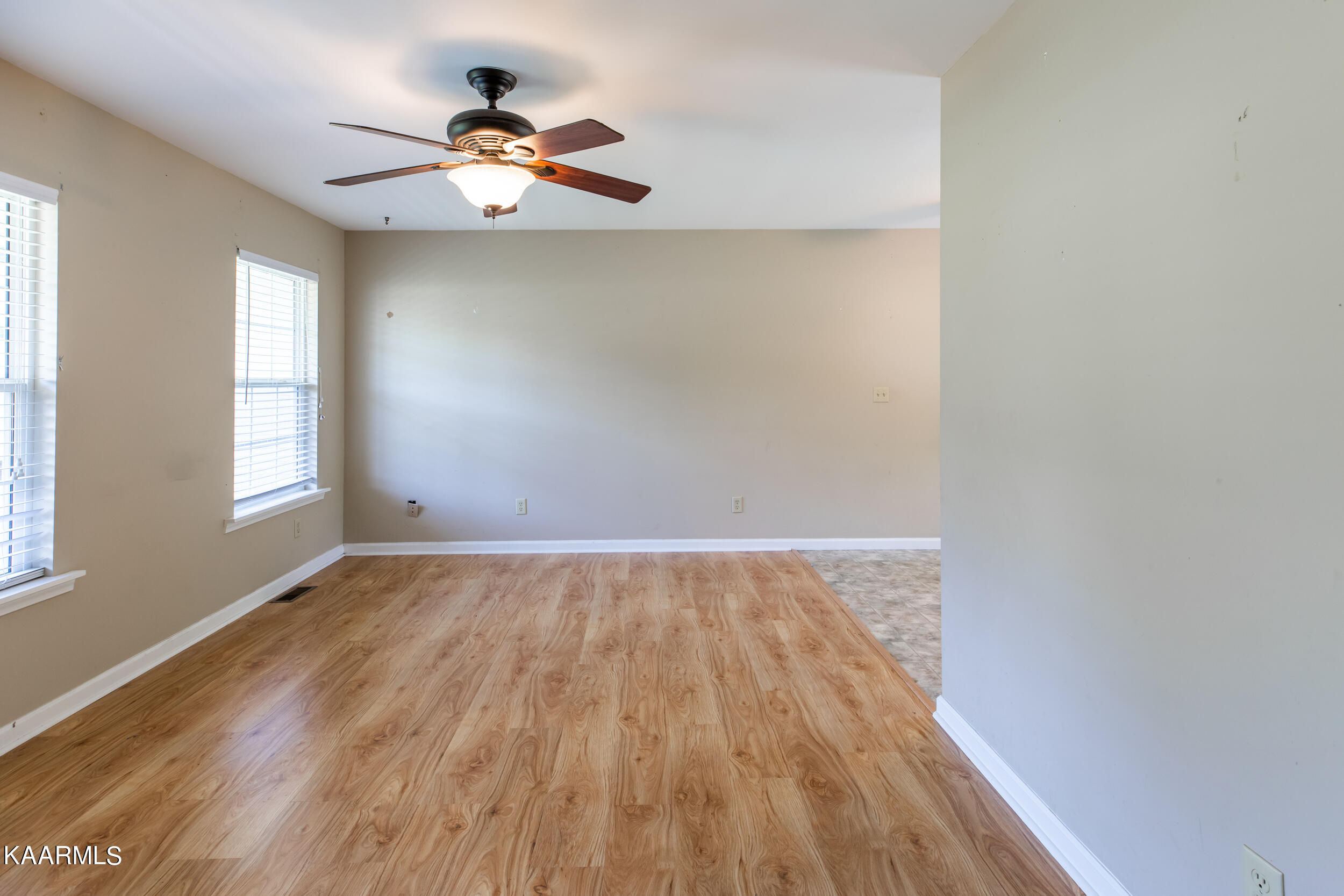 117 Regan Lane, LaFollette