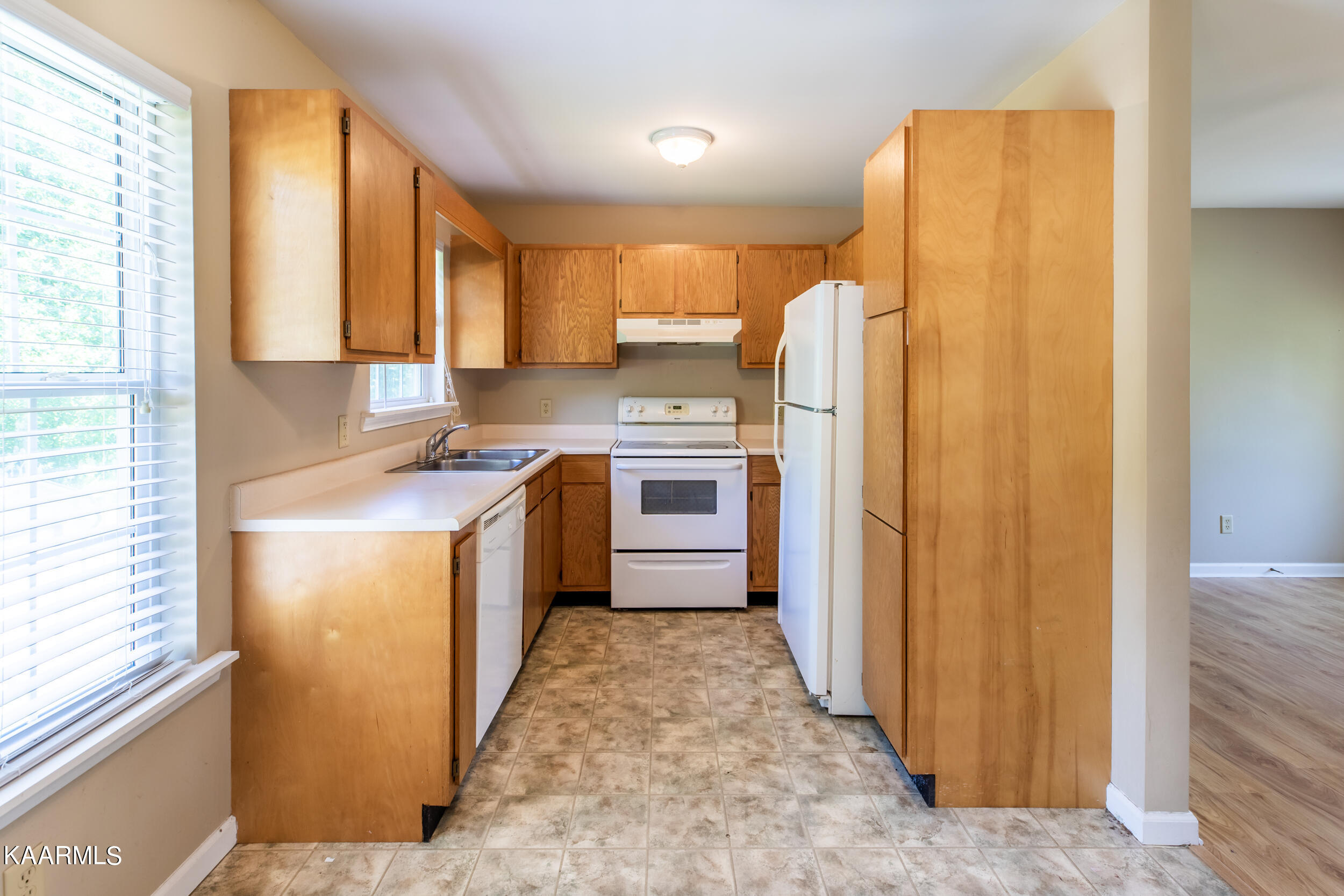 117 Regan Lane, LaFollette