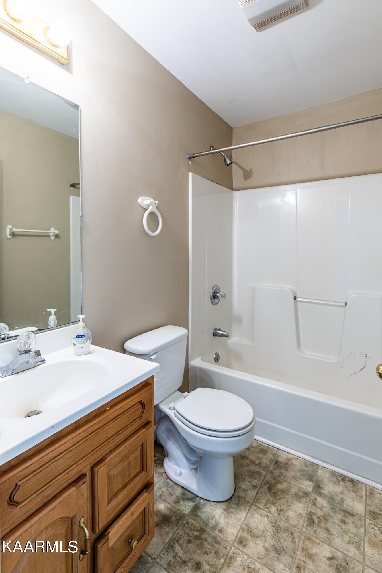 117 Regan Lane, LaFollette