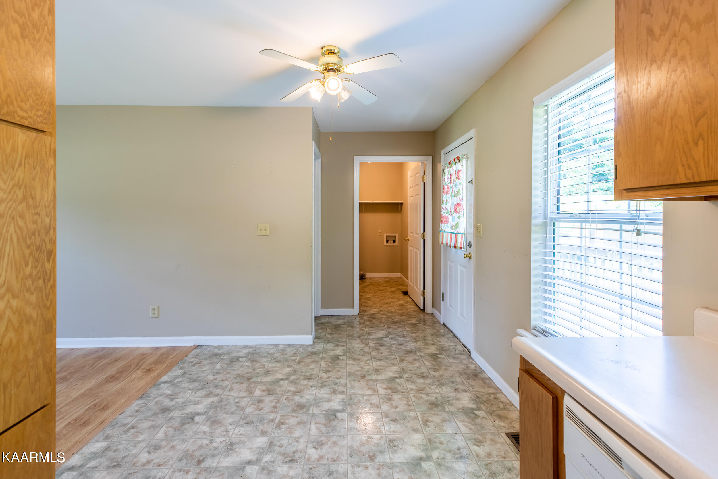 117 Regan Lane, LaFollette