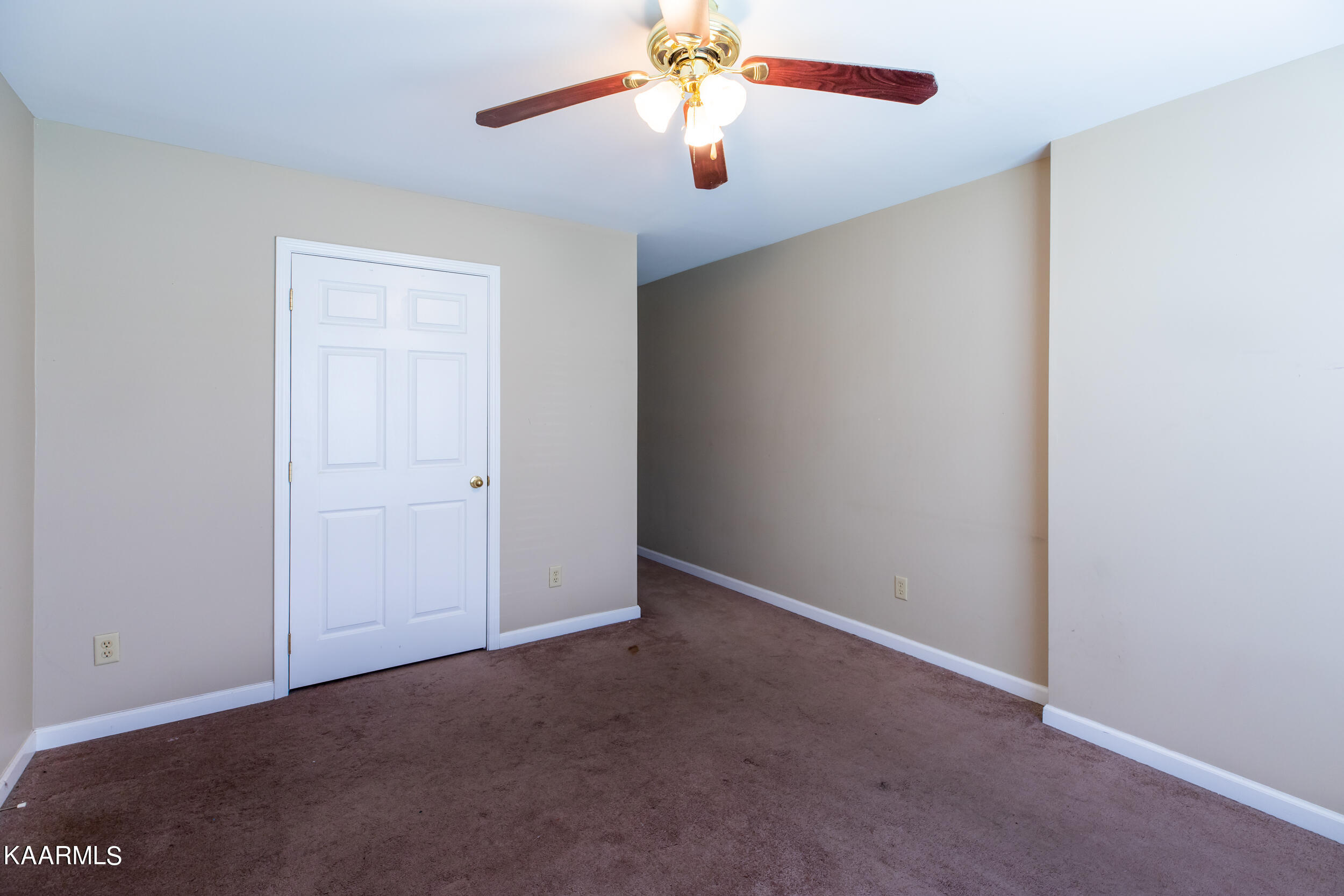 117 Regan Lane, LaFollette