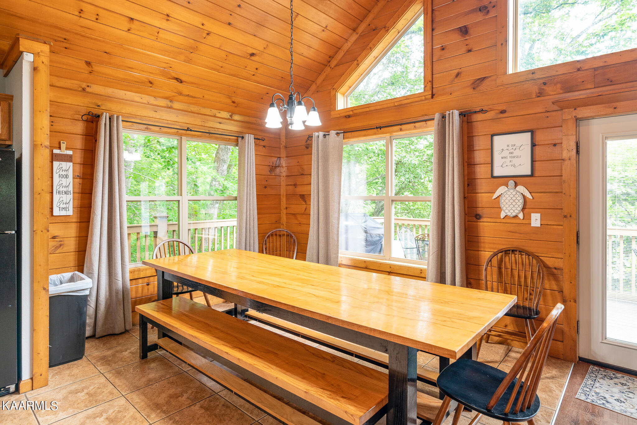 129 Bridgeview Lane, LaFollette