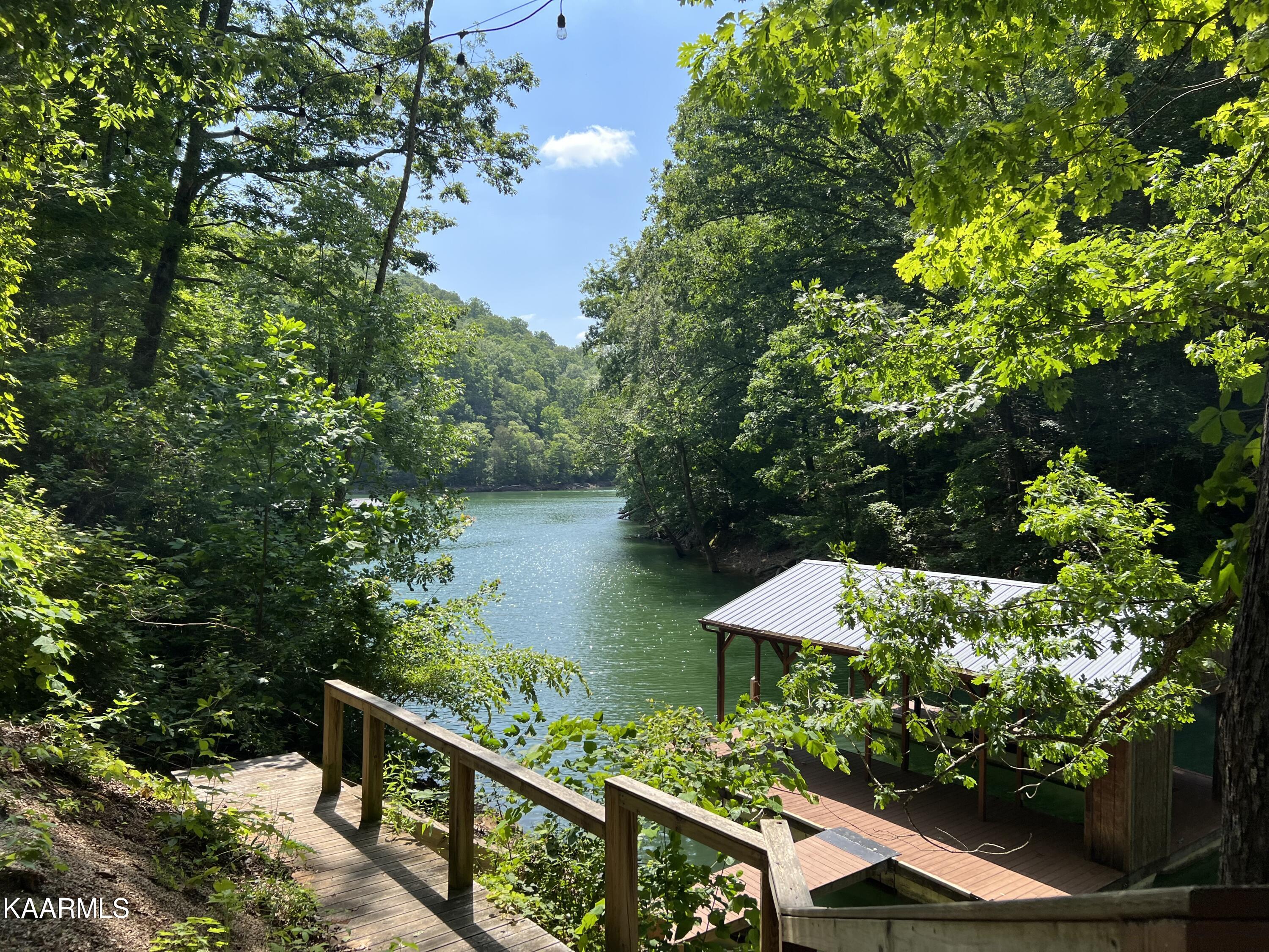 129 Bridgeview Lane, LaFollette