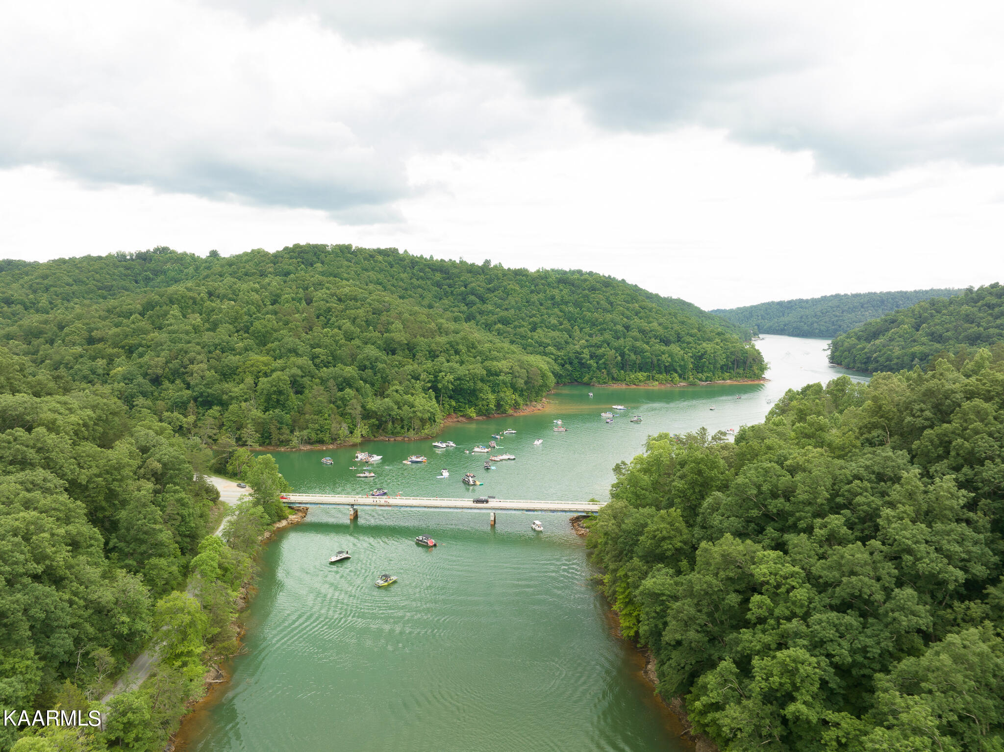 129 Bridgeview Lane, LaFollette