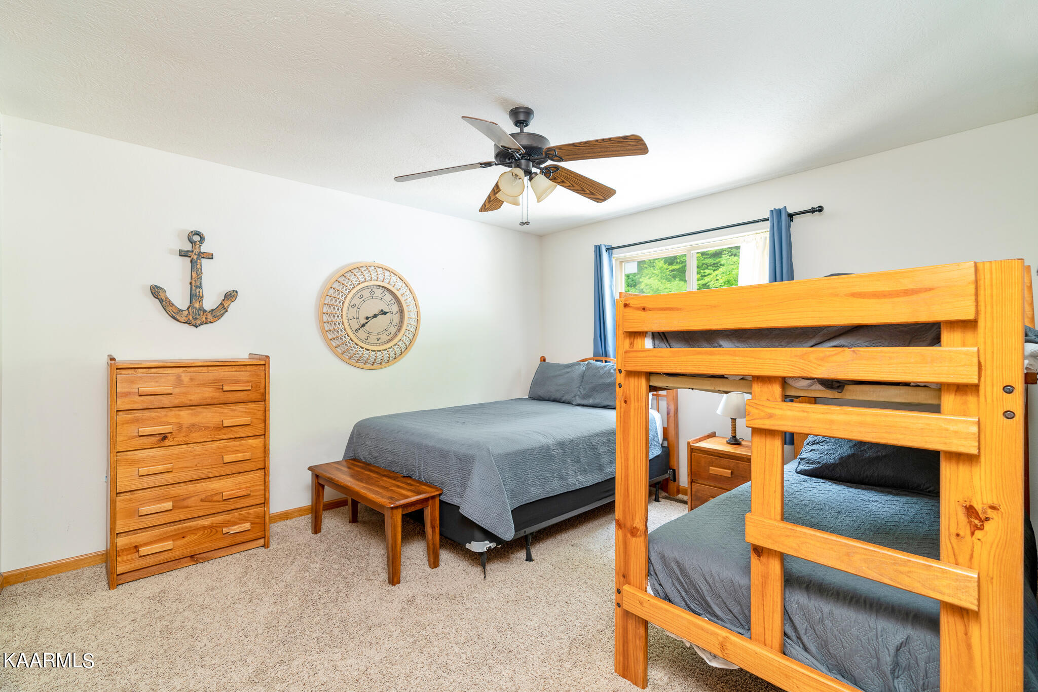 129 Bridgeview Lane, LaFollette