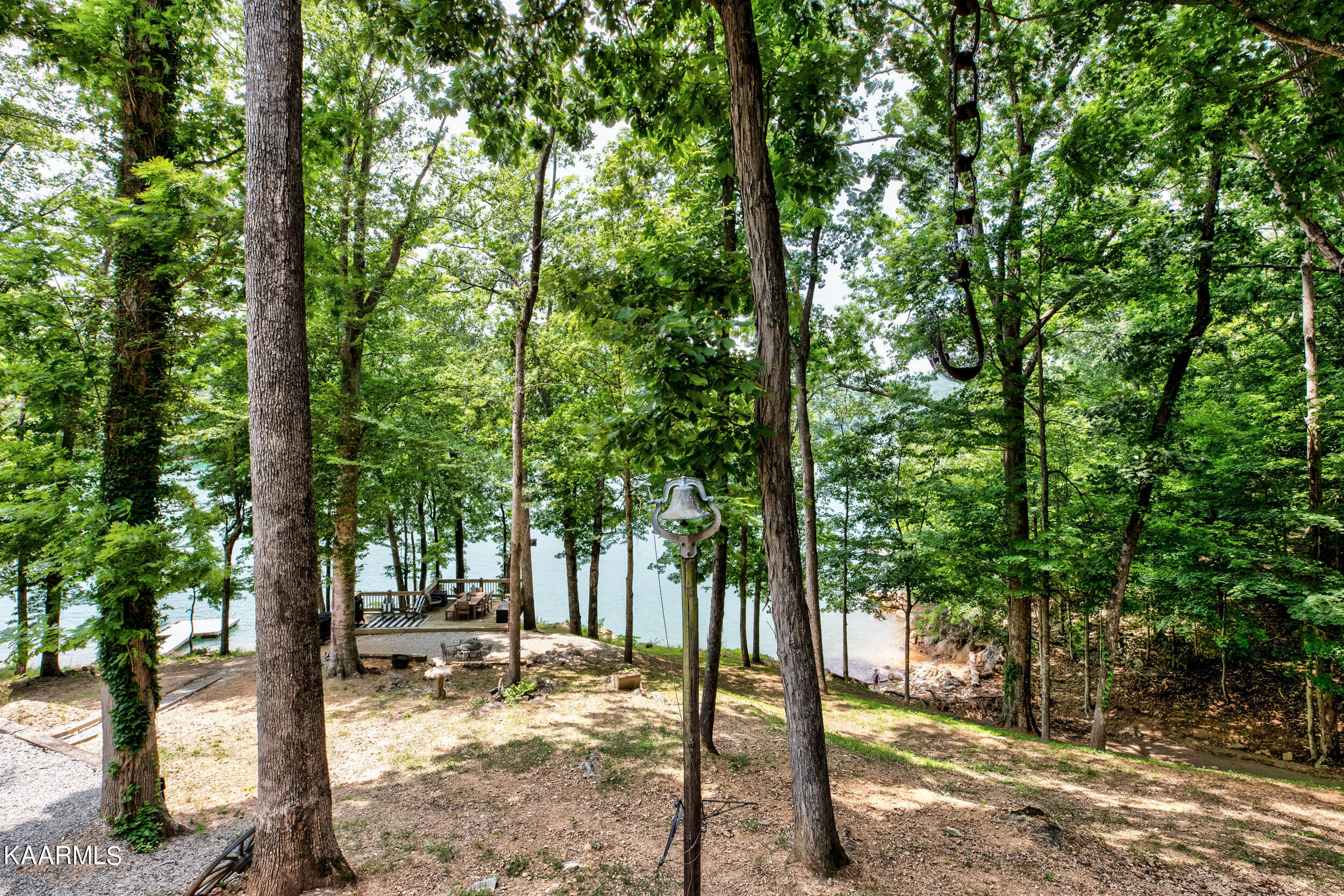 124 Dunrovin Lane