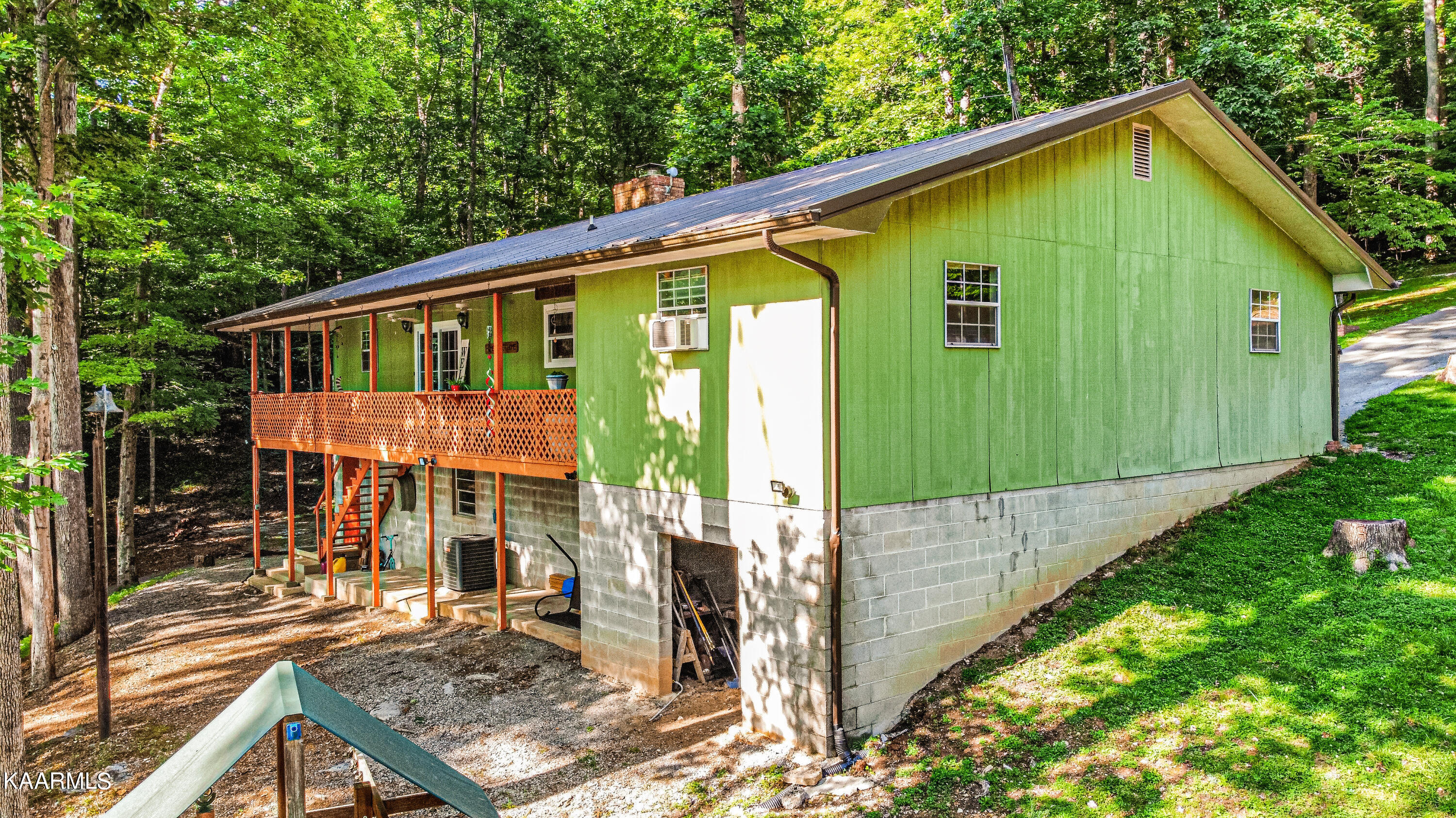 124 Dunrovin Lane
