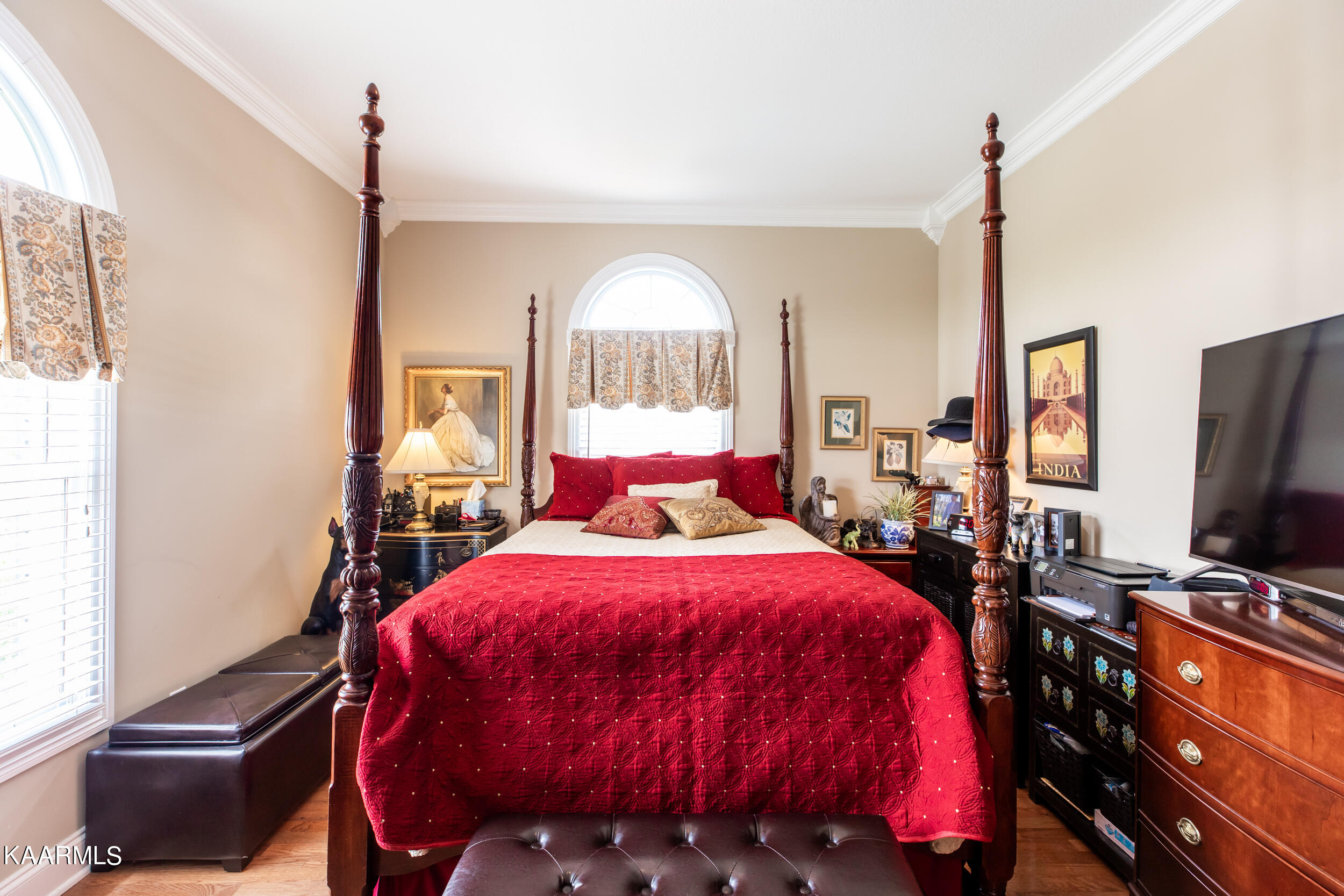 111 Colonial Heights, LaFollette