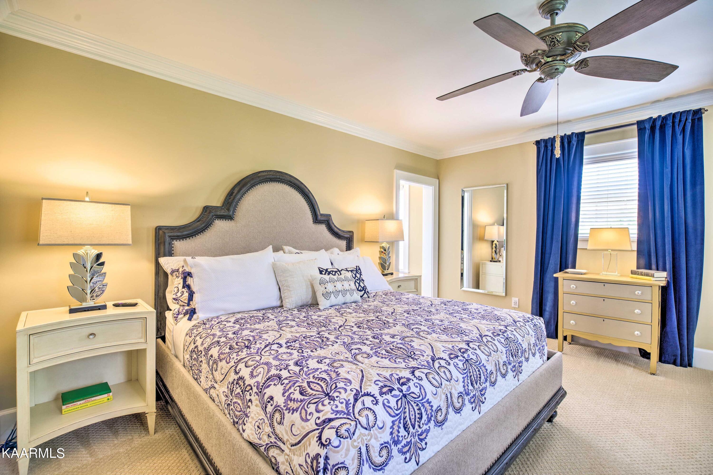 1120 E Elm St, LaFollette