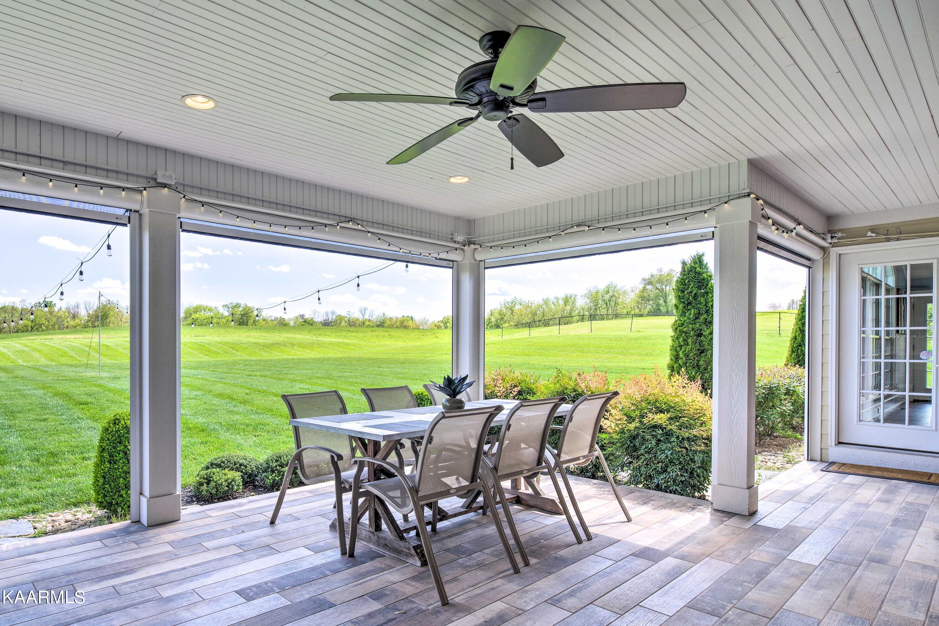 1120 E Elm St, LaFollette