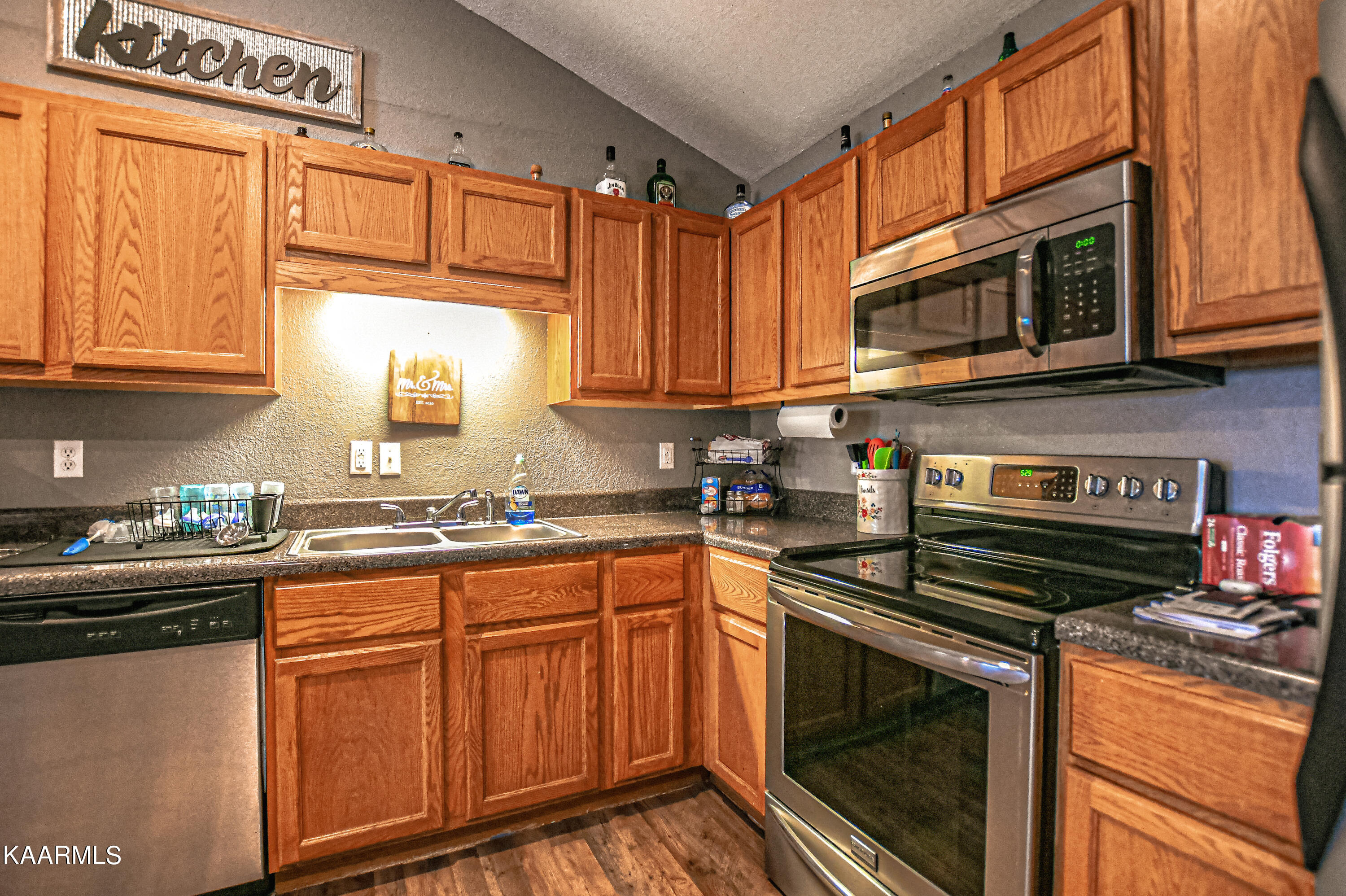 187 Sandy Circle, LaFollette